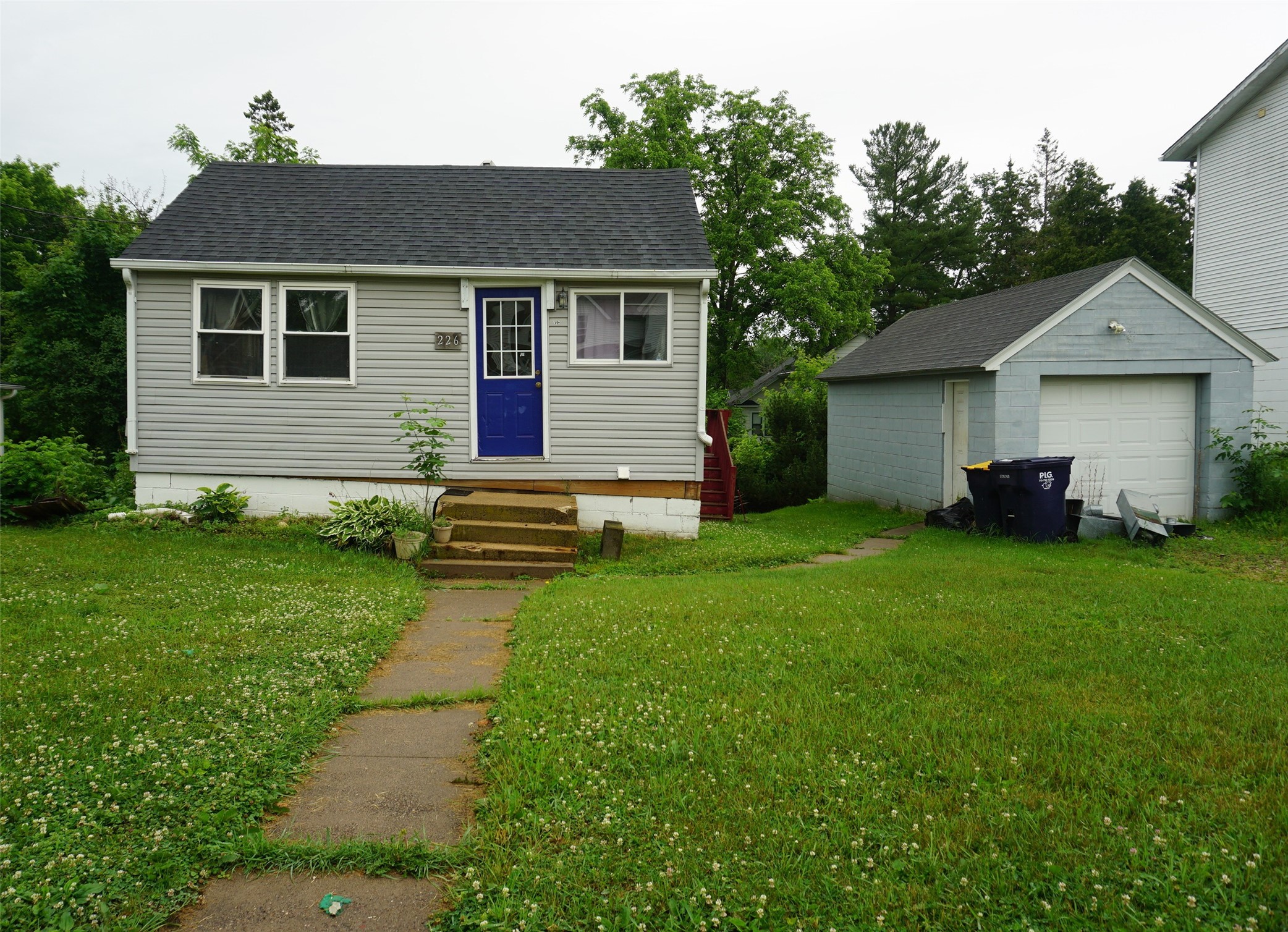 Property Photo #1