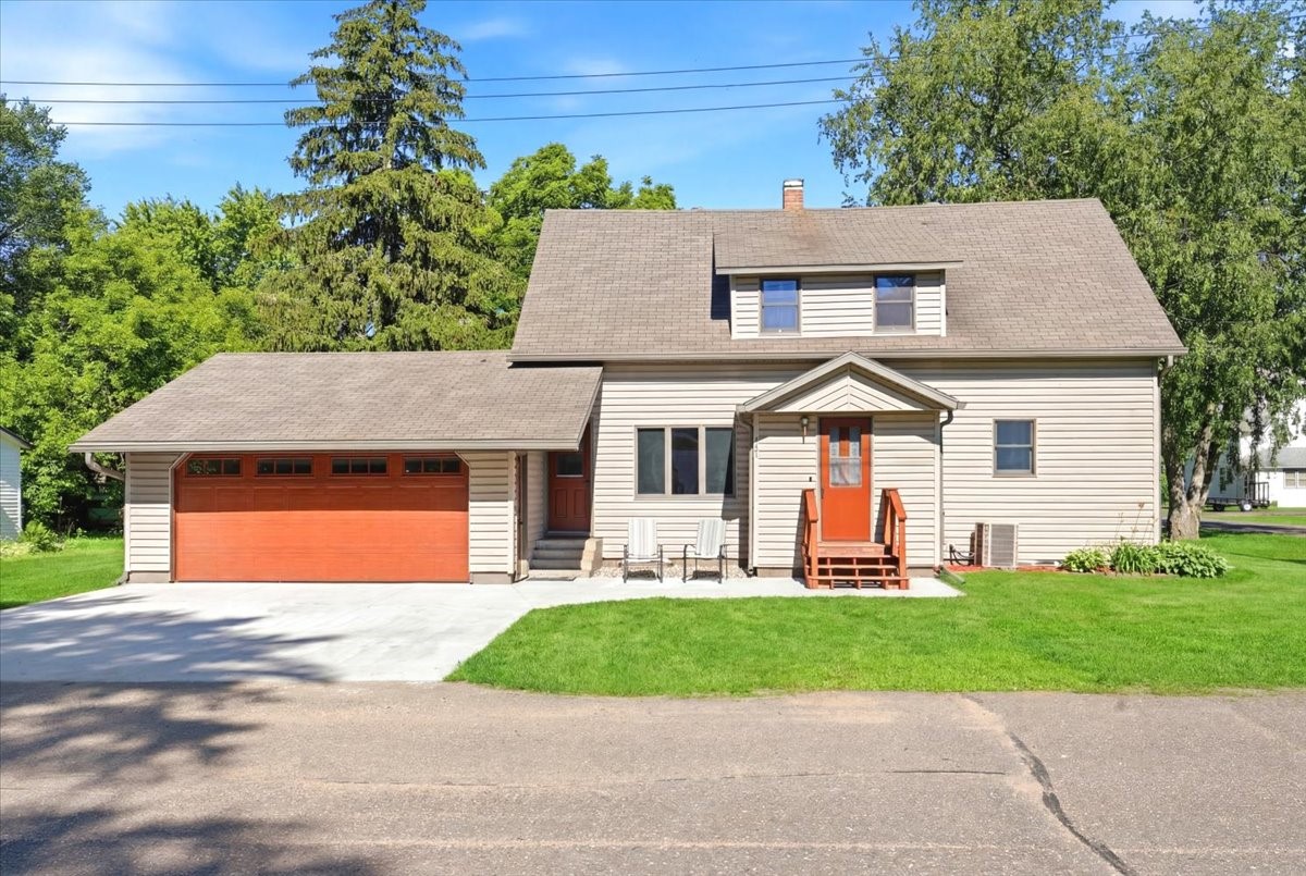 Prairie Farm - Residential Real Estate