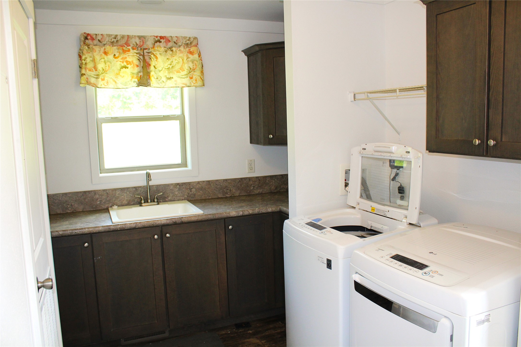 Thumbnail 32