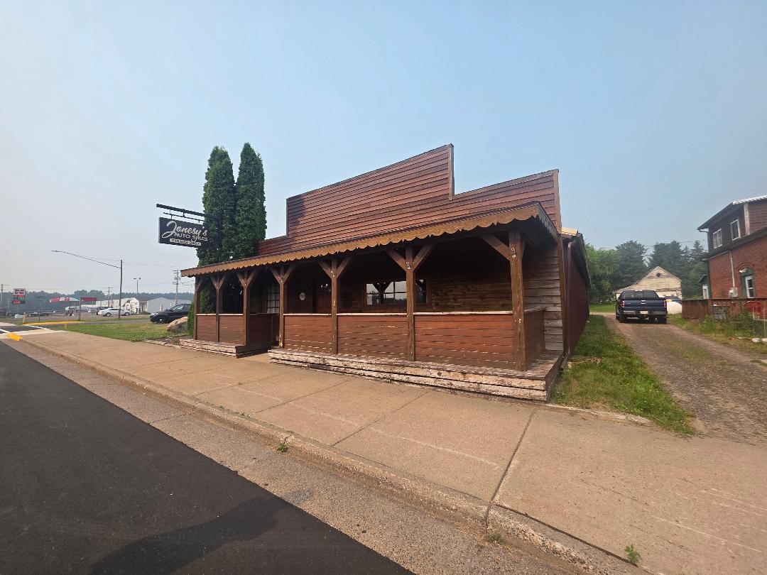 Barronett - Commercial Sale Real Estate
