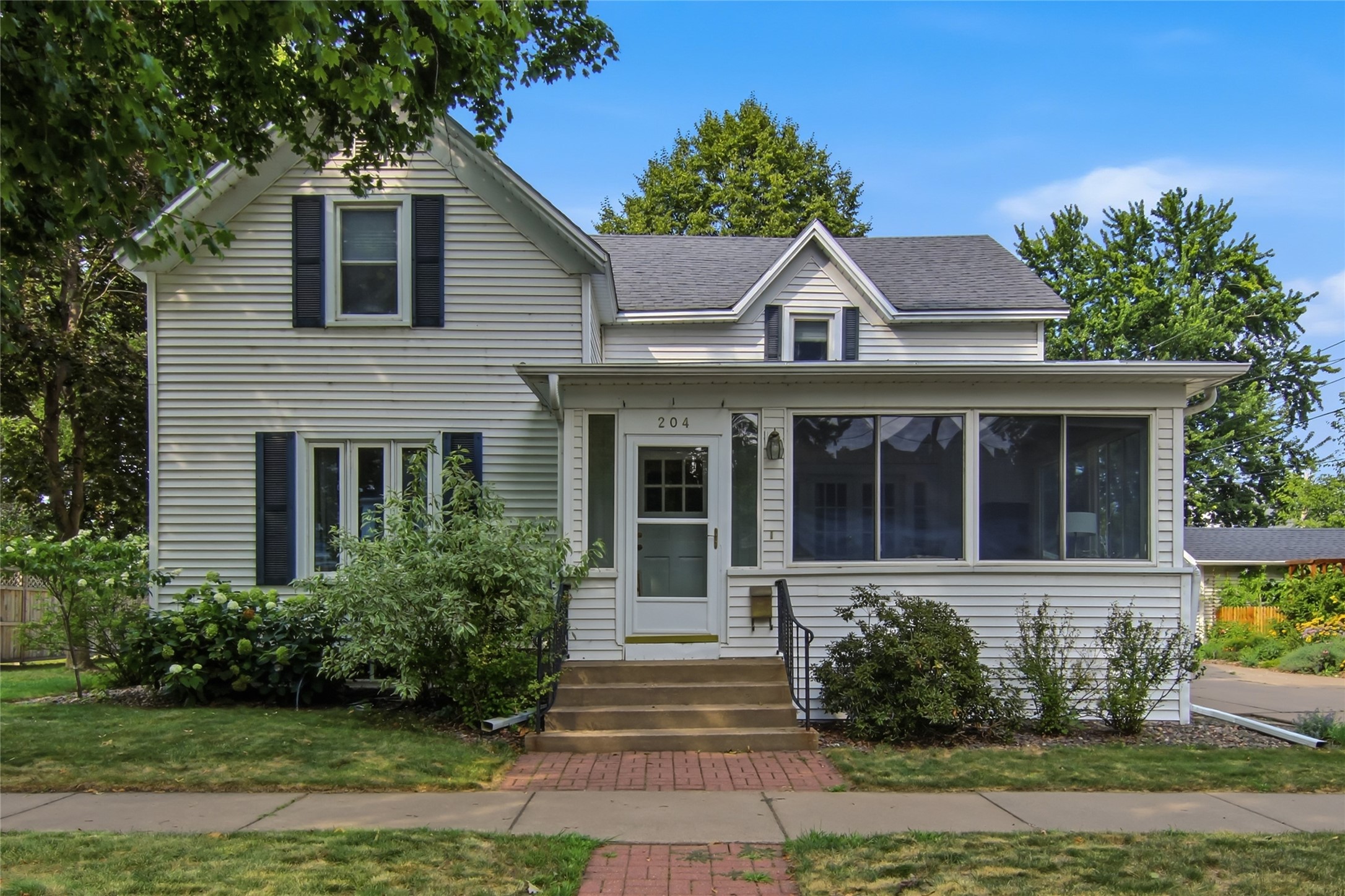 Photo of 204 Gilbert Avenue