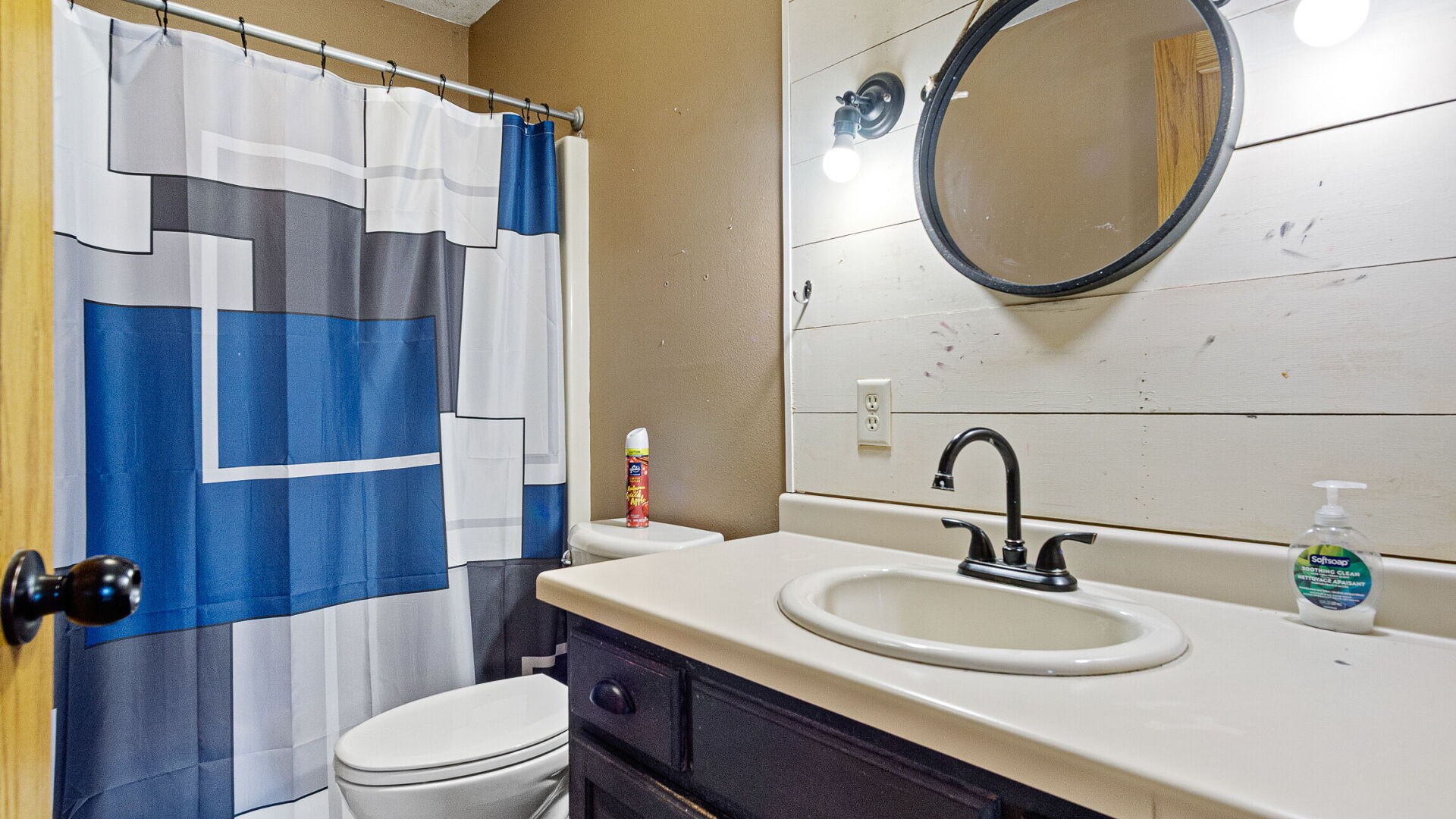 Property Photo #32