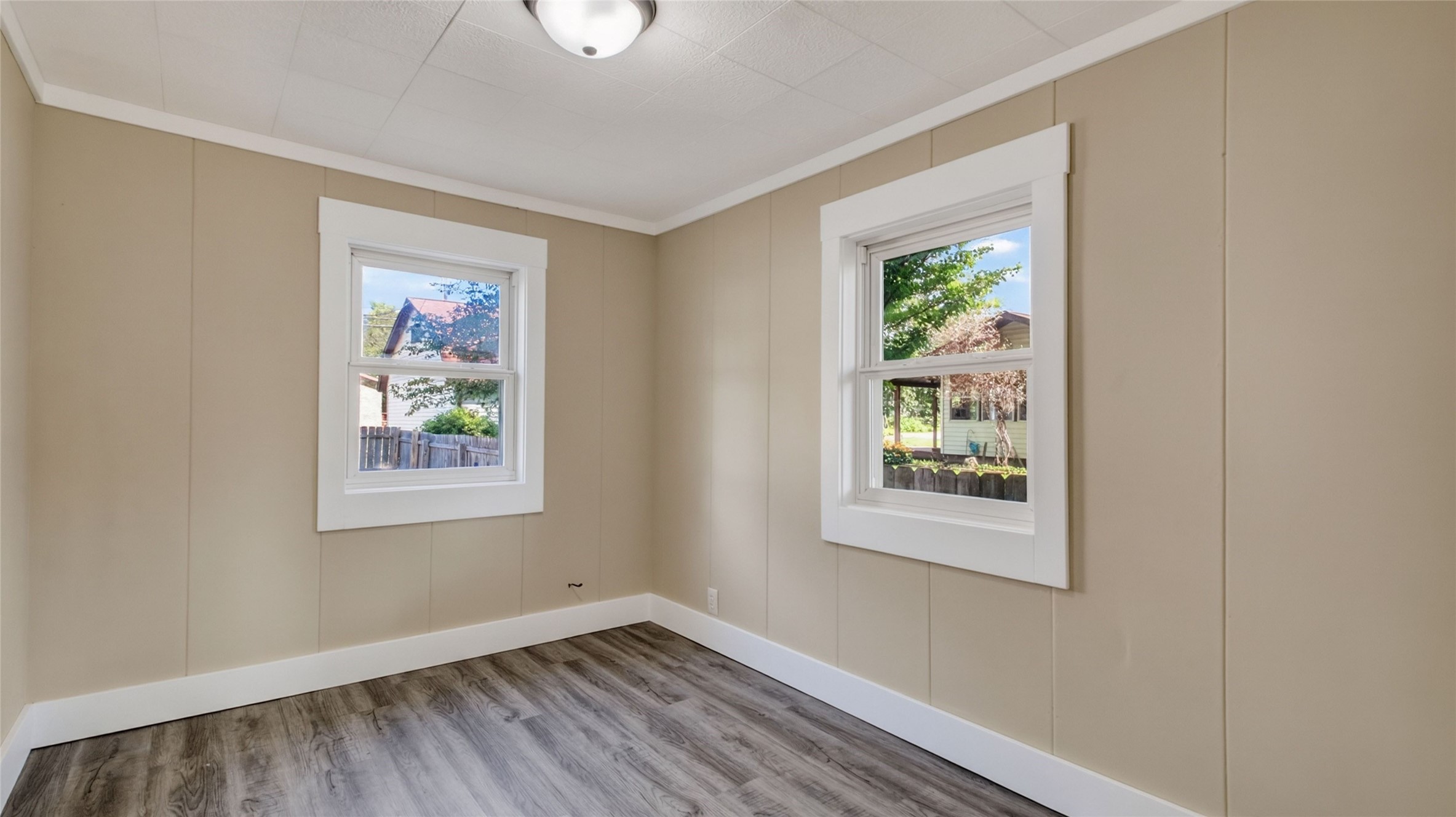 Property Photo #10