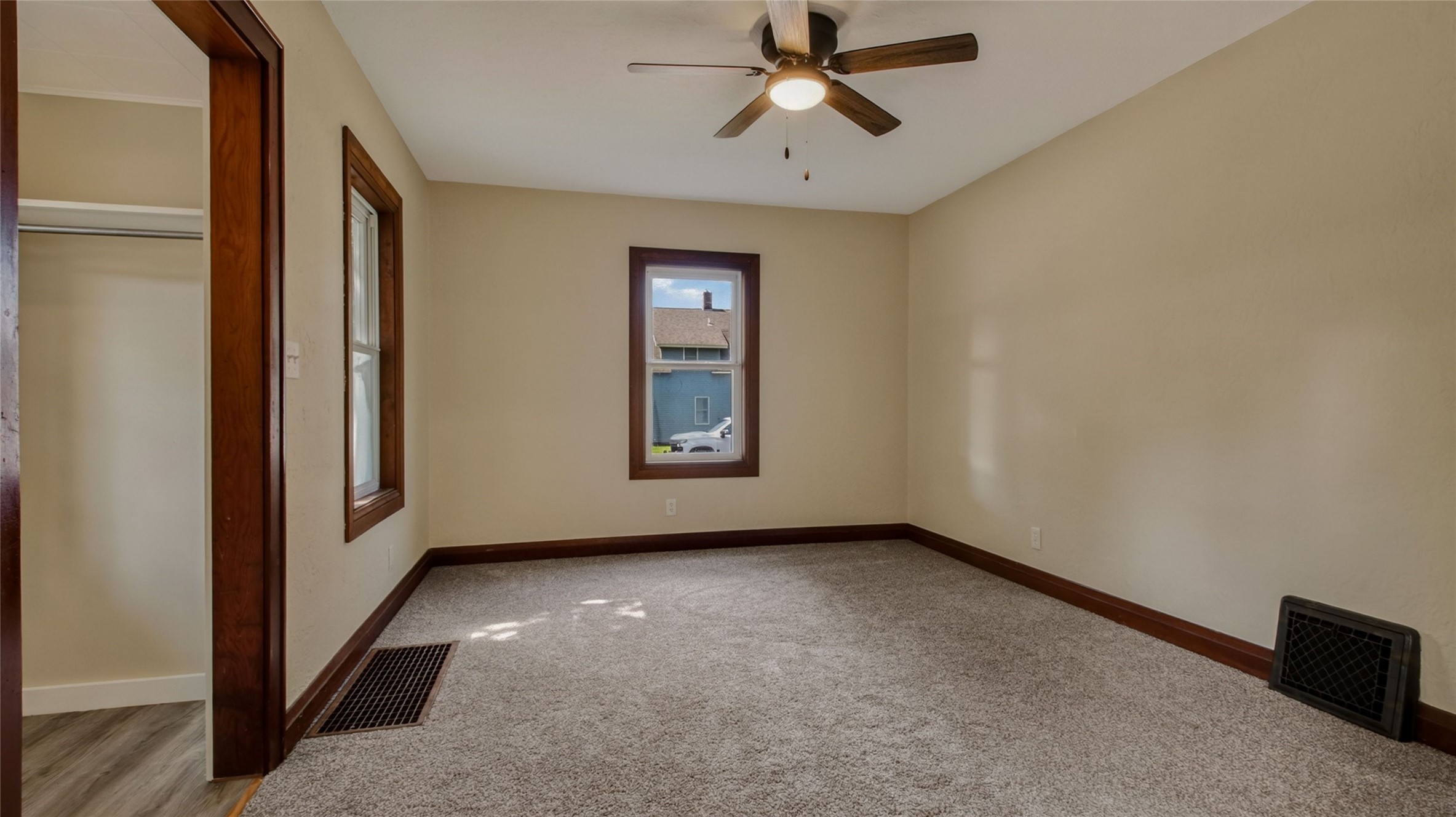 Property Photo #13