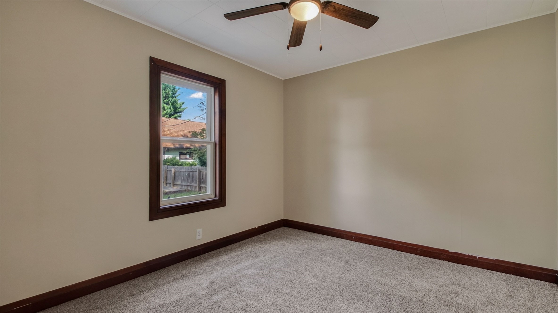 Property Photo #17