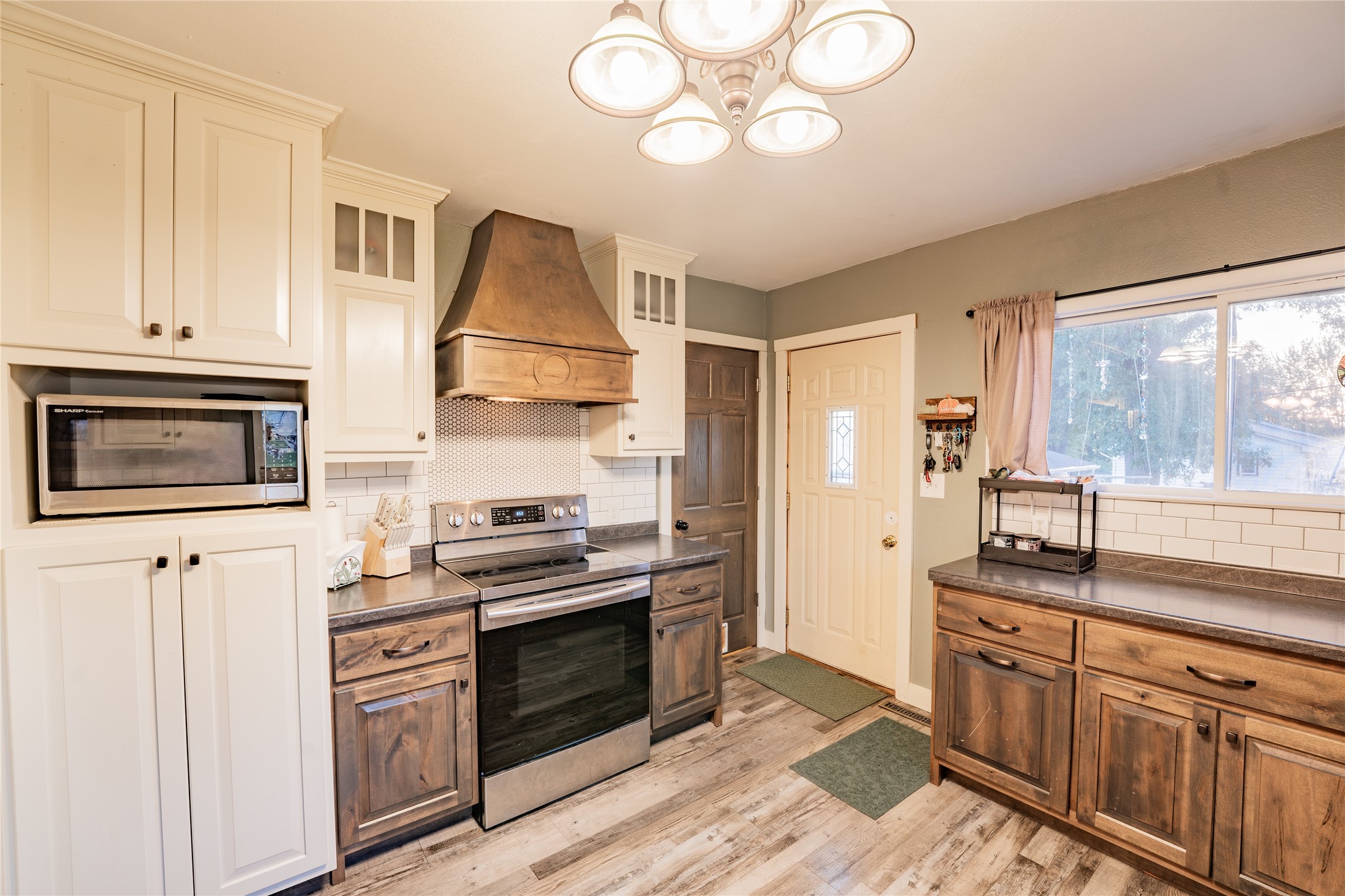 Thumbnail 13