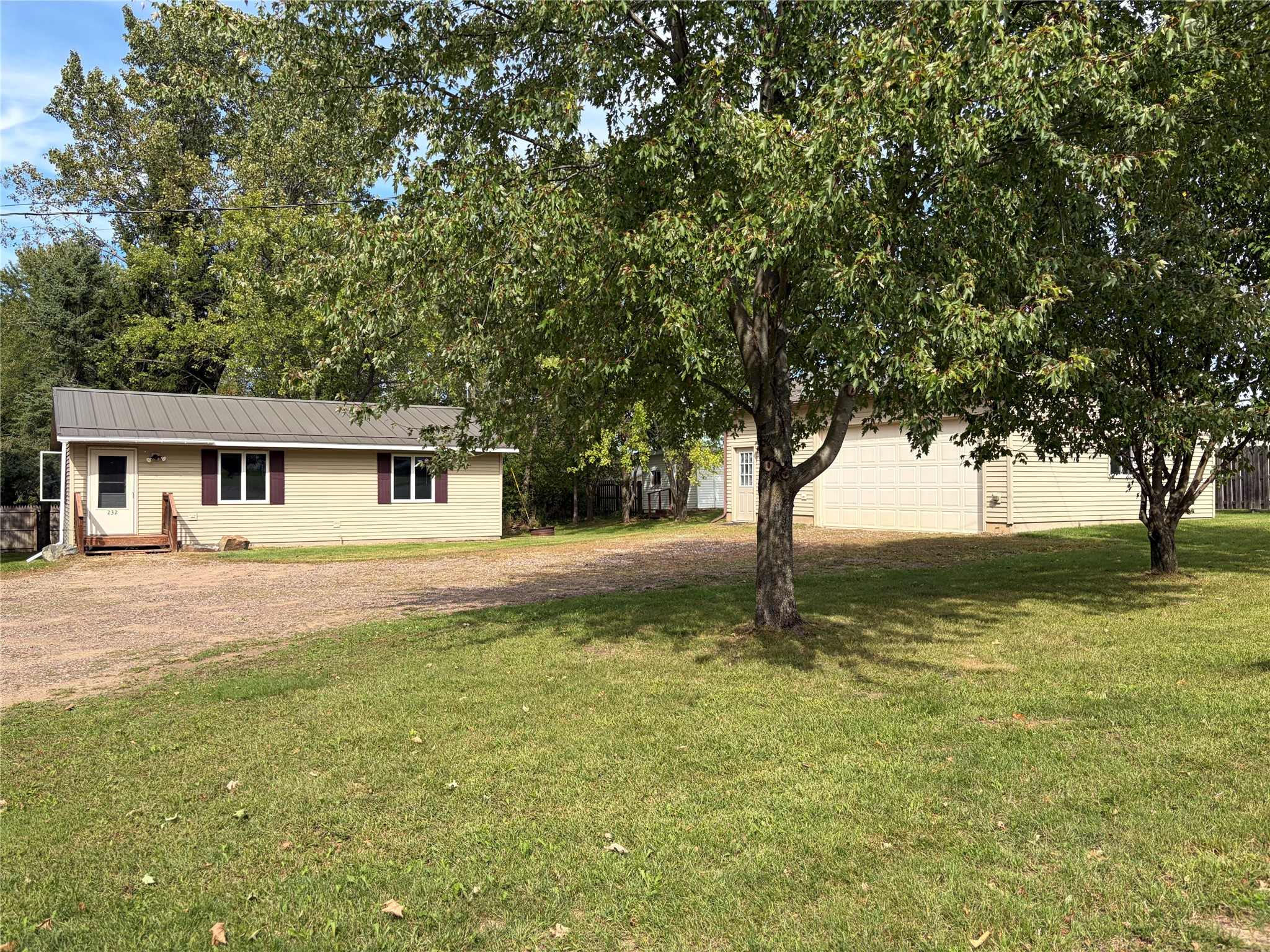 Cadott - Residential photo 4 of 43