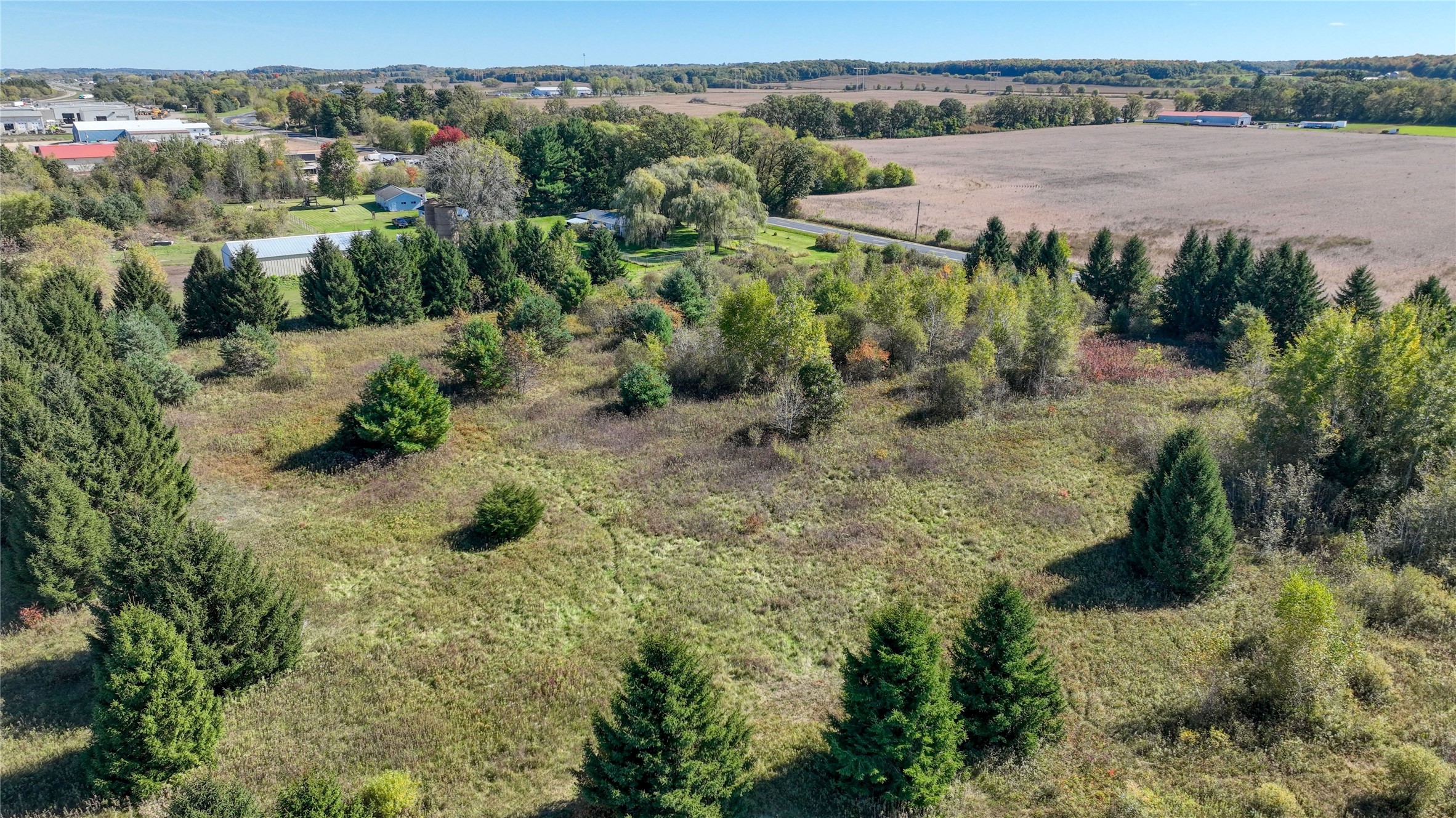 Eau Claire - Land photo 4 of 11