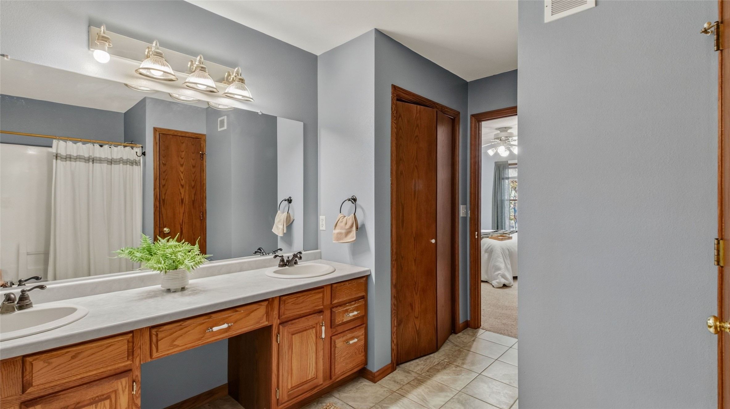 Property Photo #23