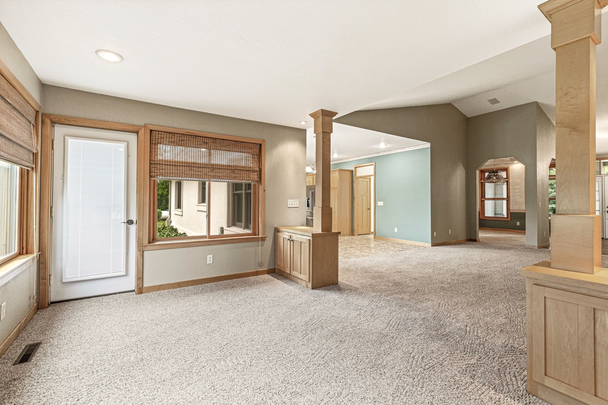 Property Photo #8