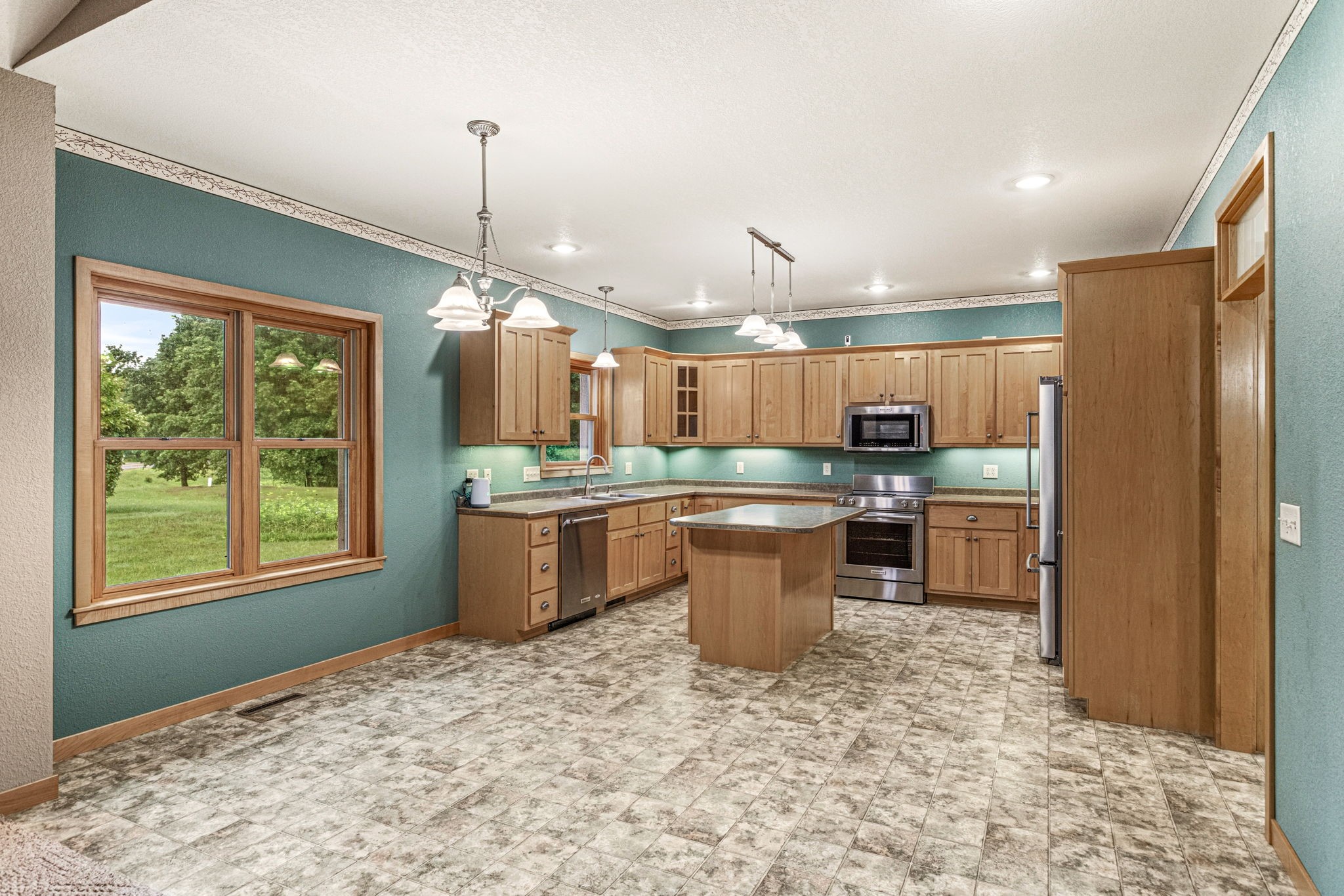 Property Photo #9