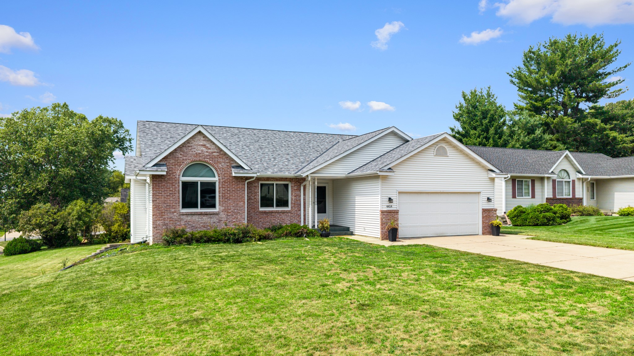 Photo of 4414 Crest Court