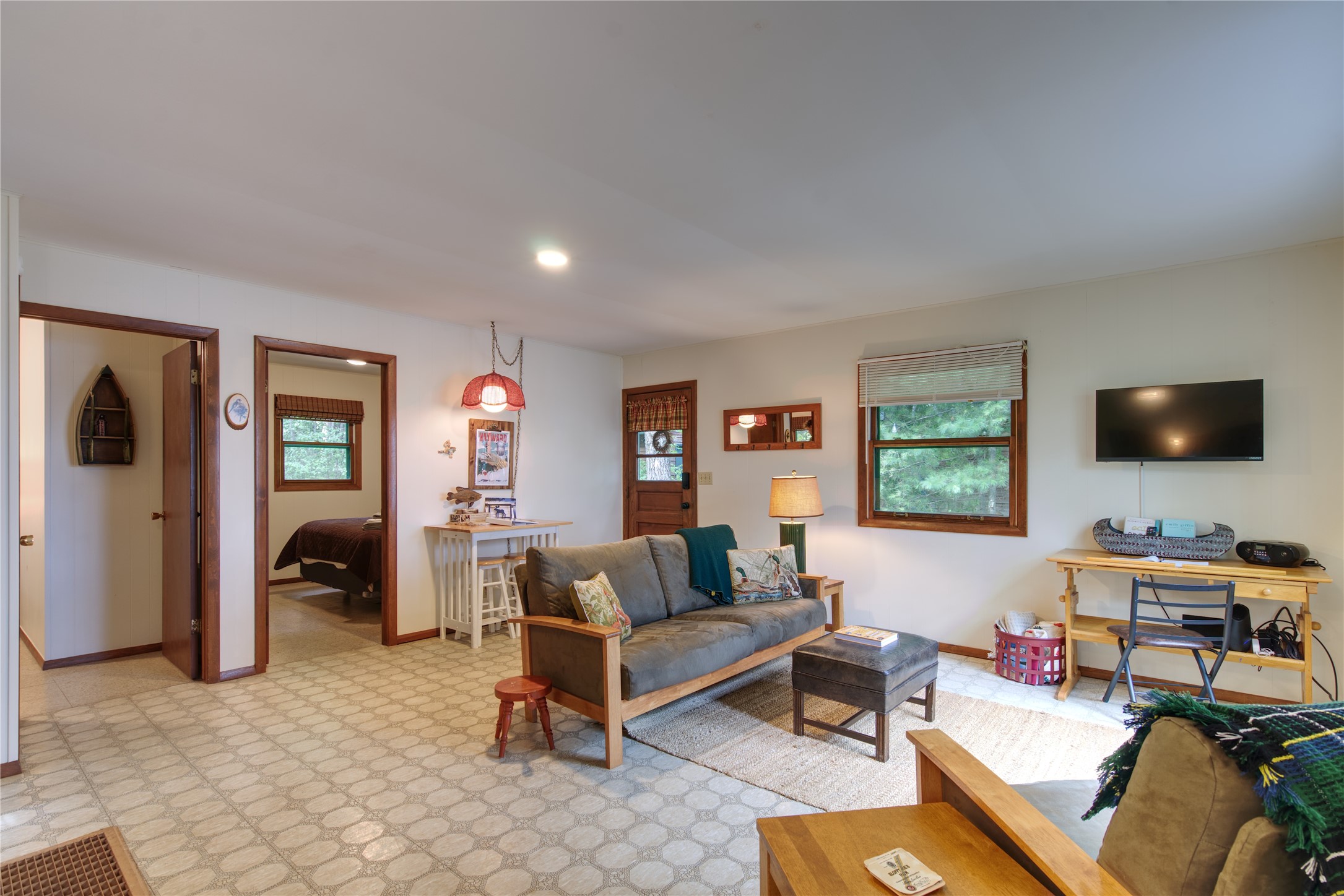 Hayward - Residential photo 4 of 19