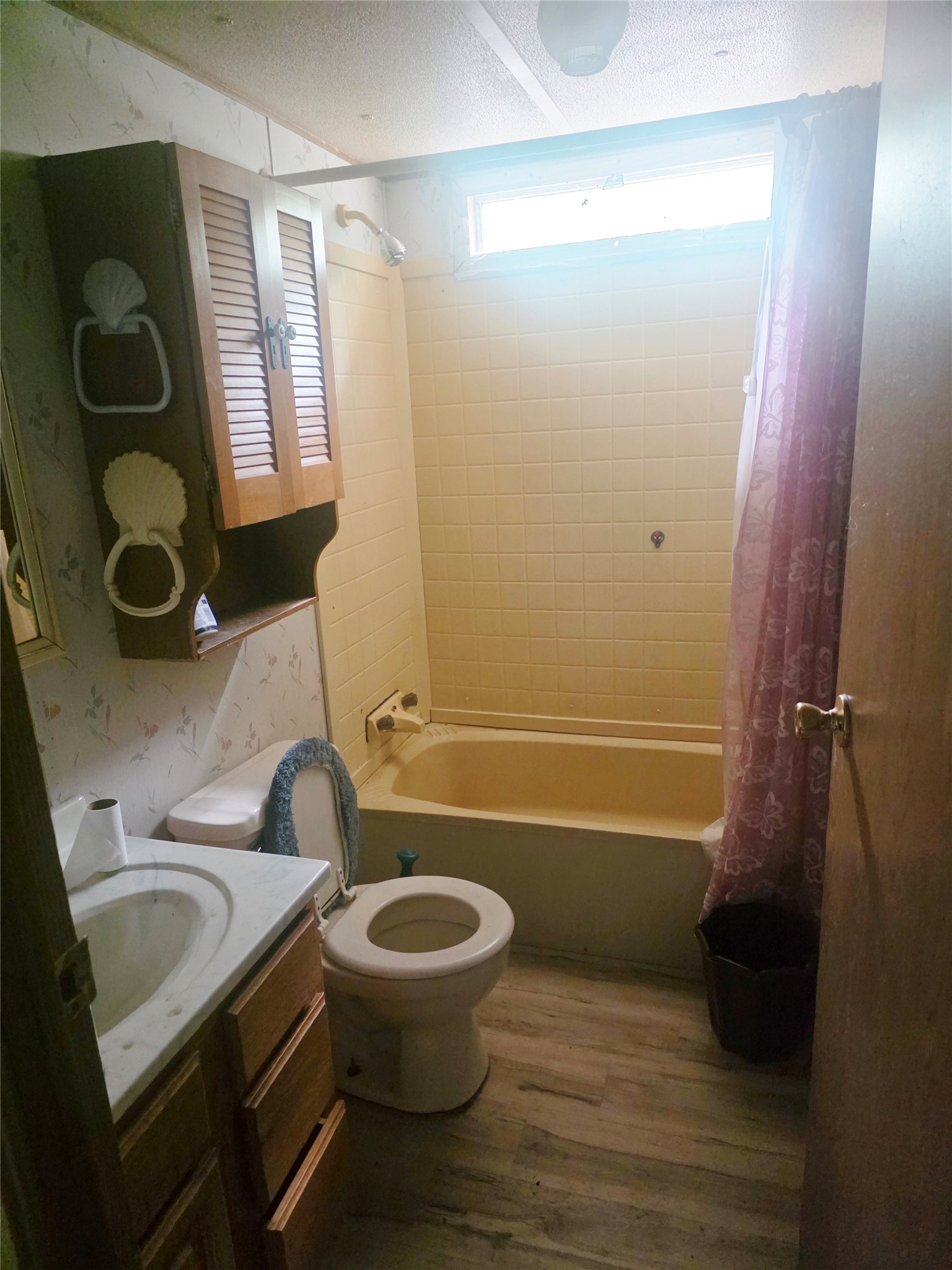 Property Photo #12