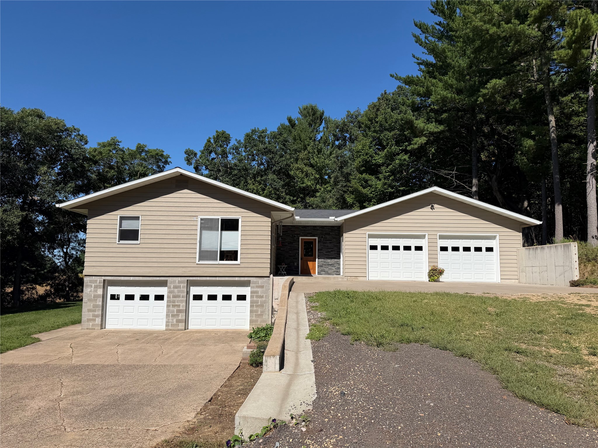 New Auburn Residential Real Estate