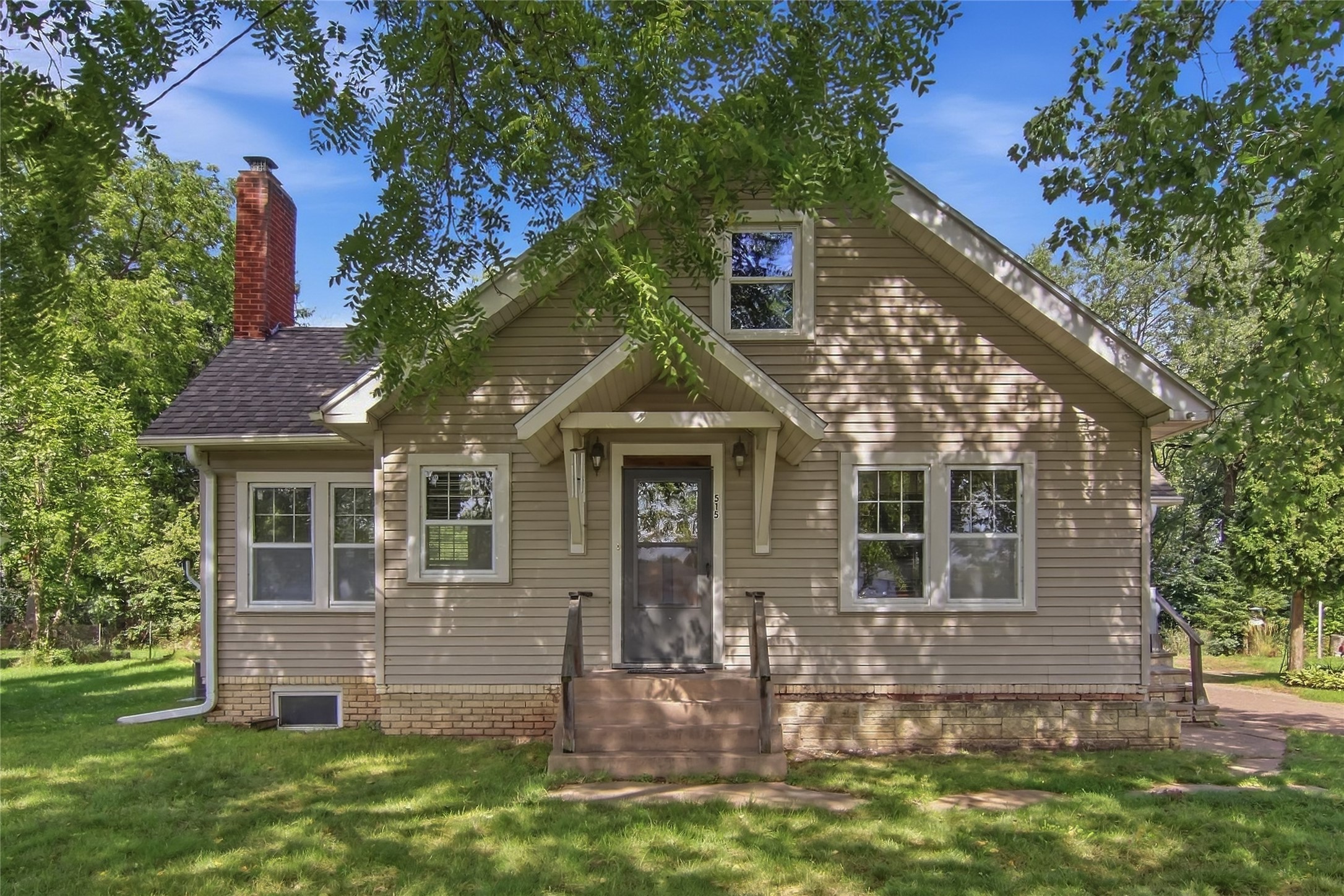 Photo of 515 12th Avenue W, Menomonie, WI