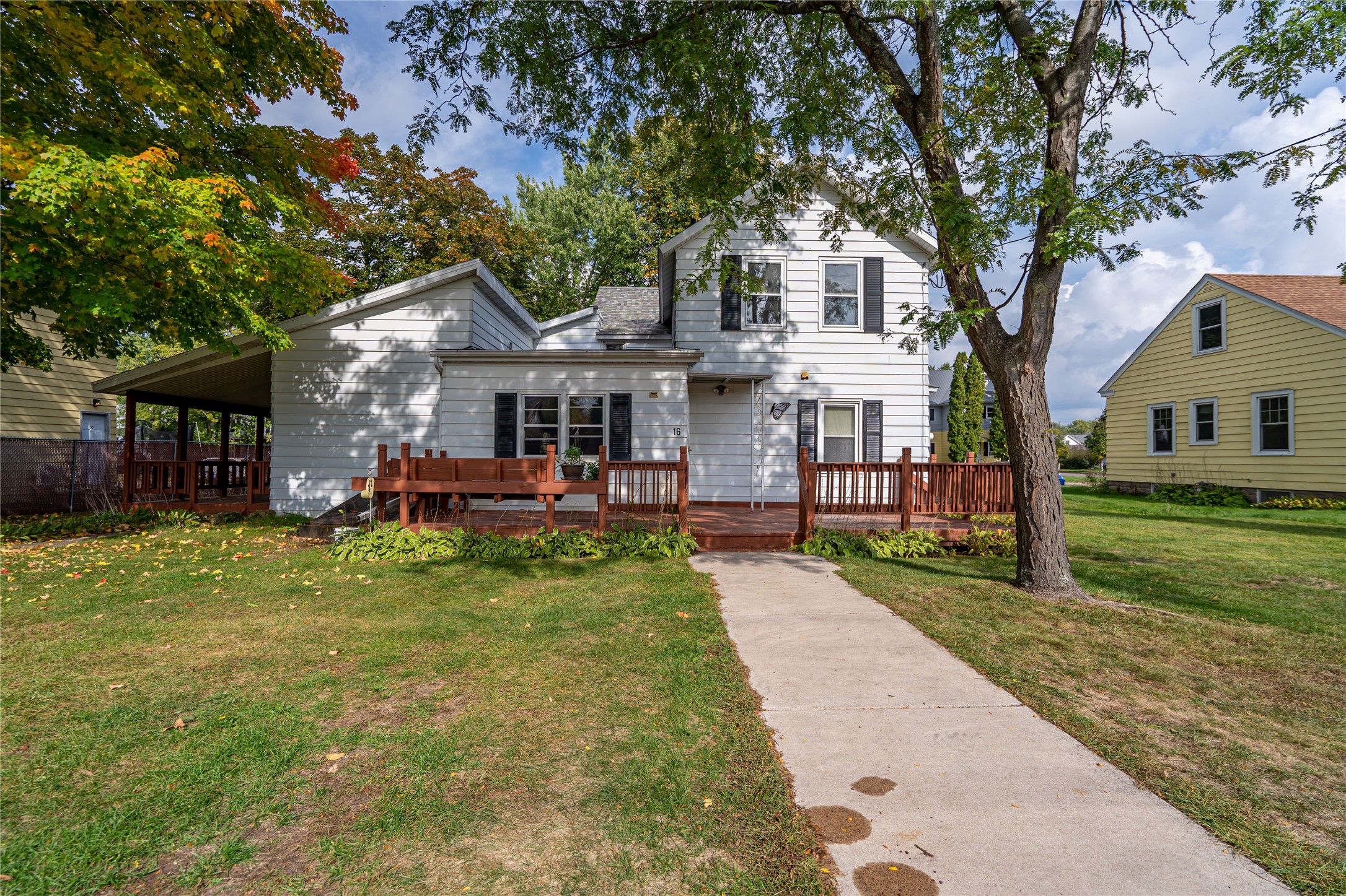 Photo of 16 S Grove Street, Chippewa Falls, WI