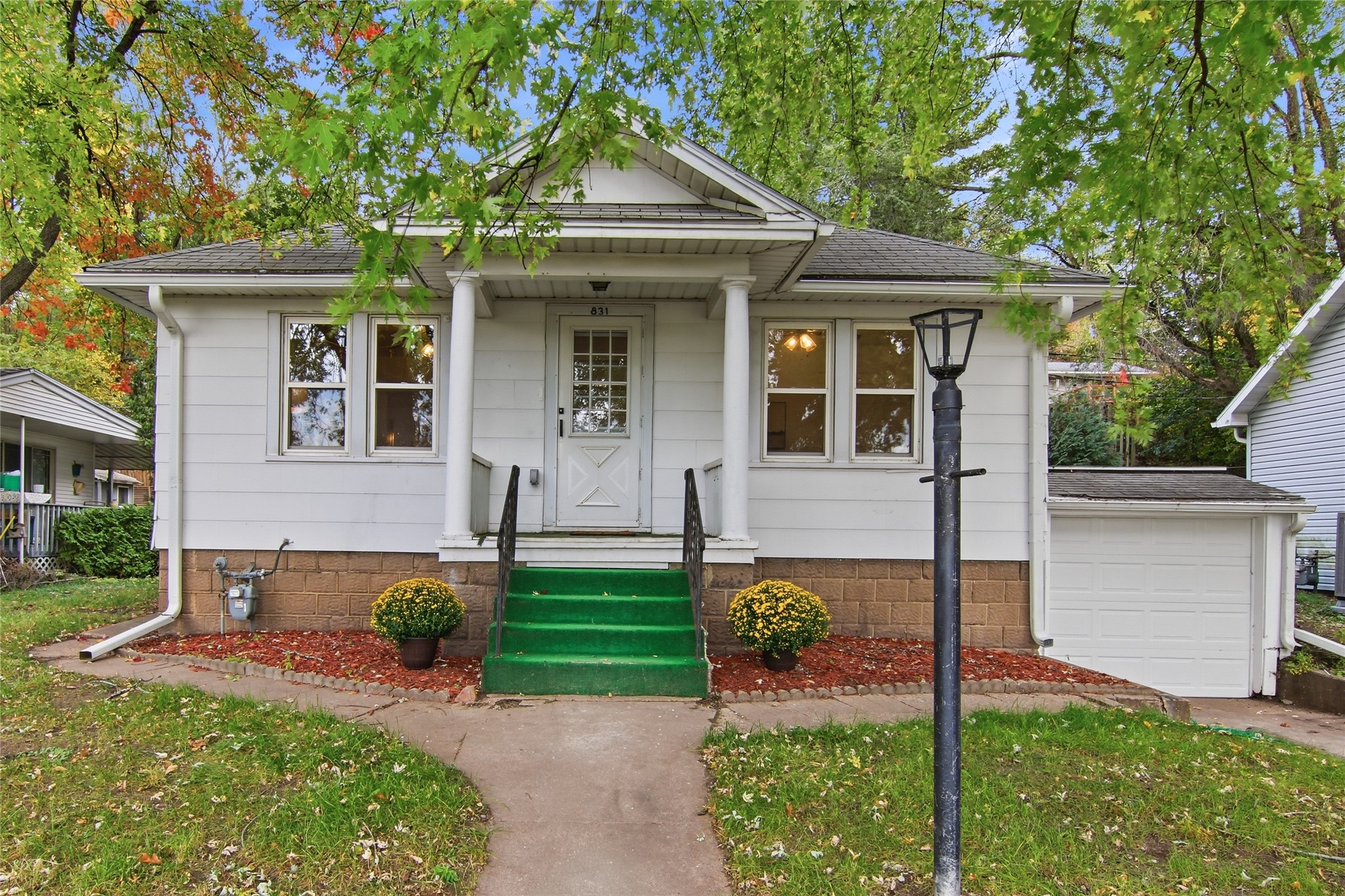 Photo of 831 N Hastings Way, Eau Claire, WI