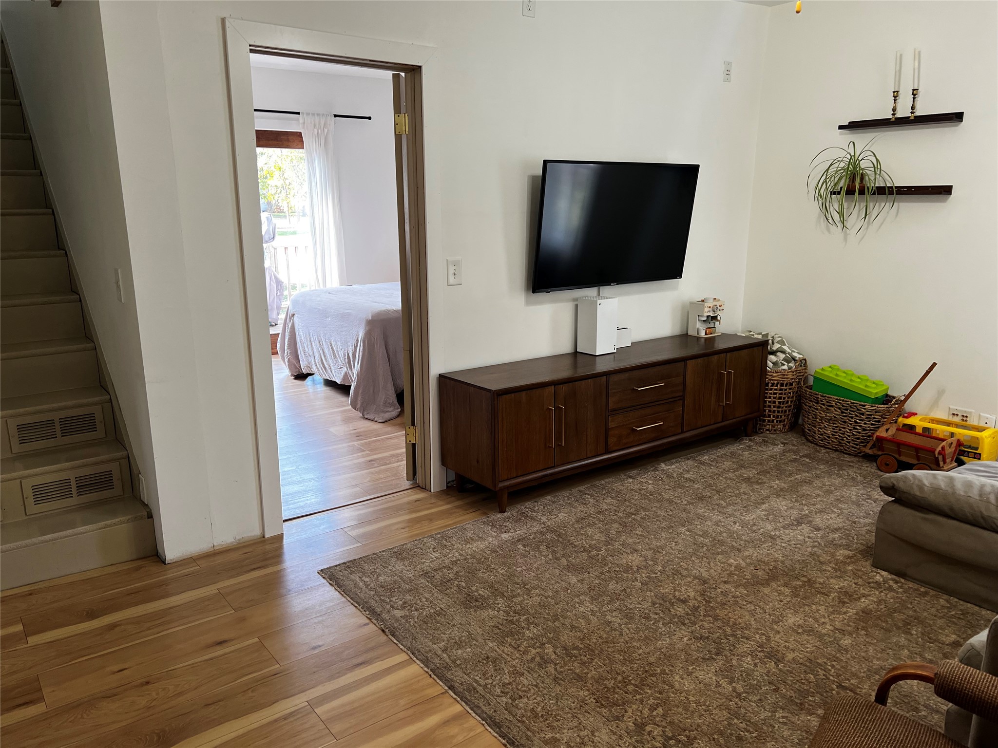 Property Photo #10