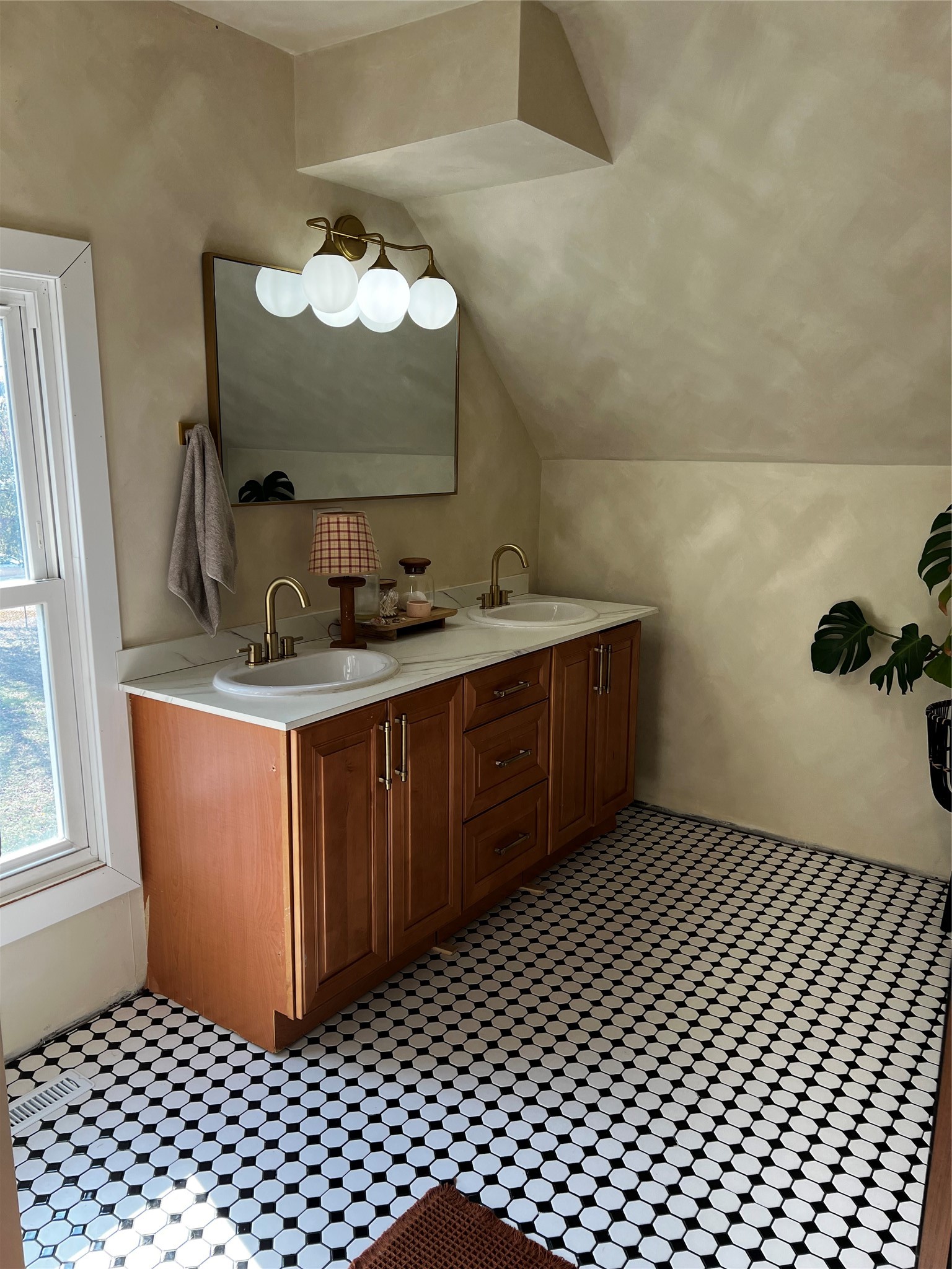 Property Photo #18