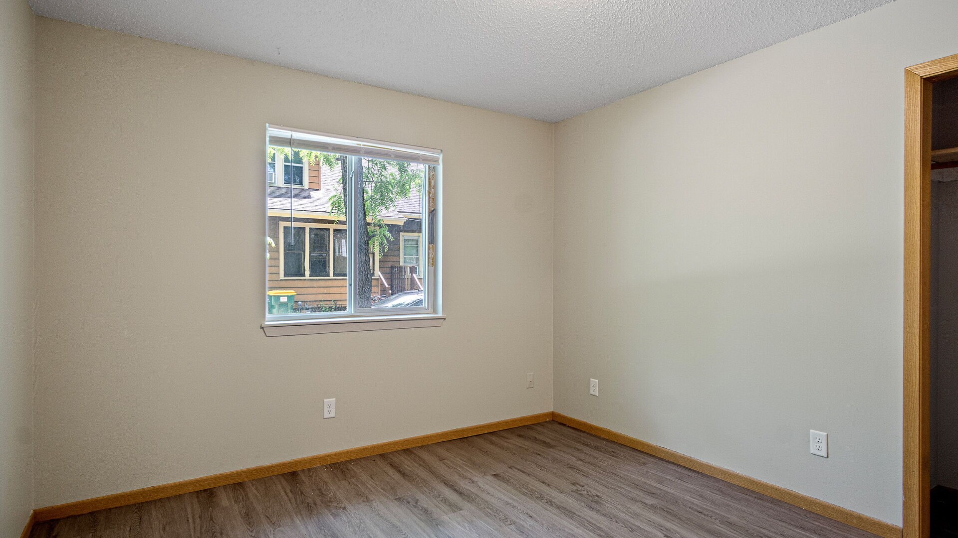 Property Photo #38