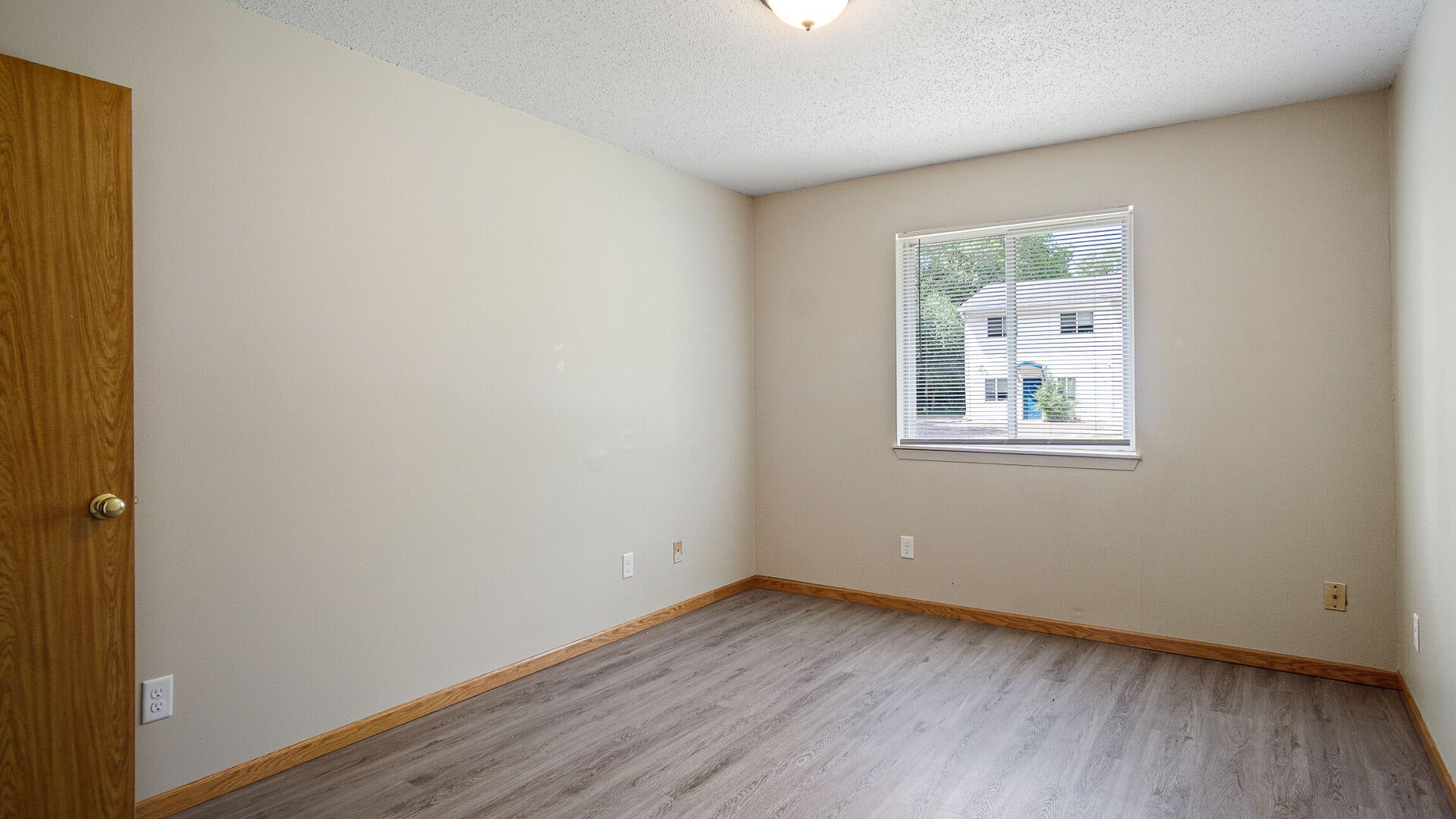 Property Photo #42