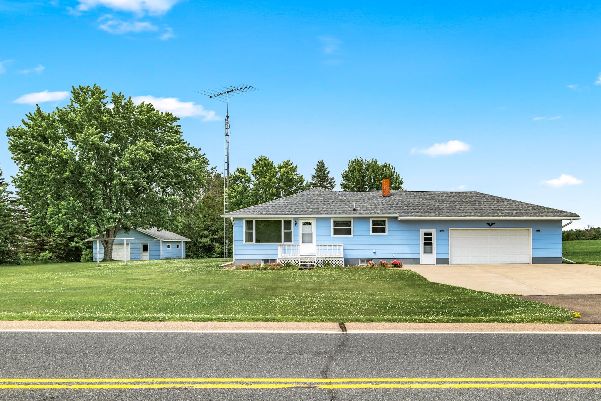 Photo of W4230 County Road Z