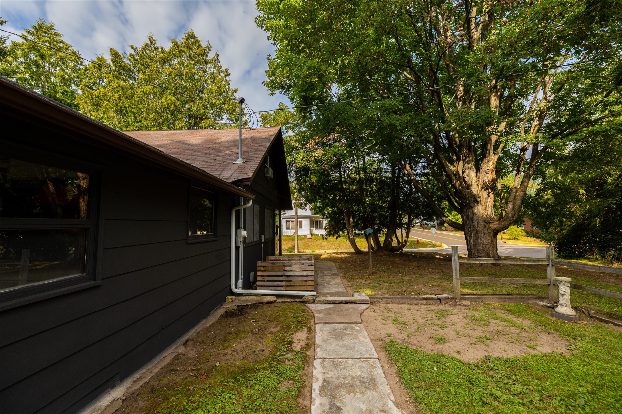 Property Photo #3