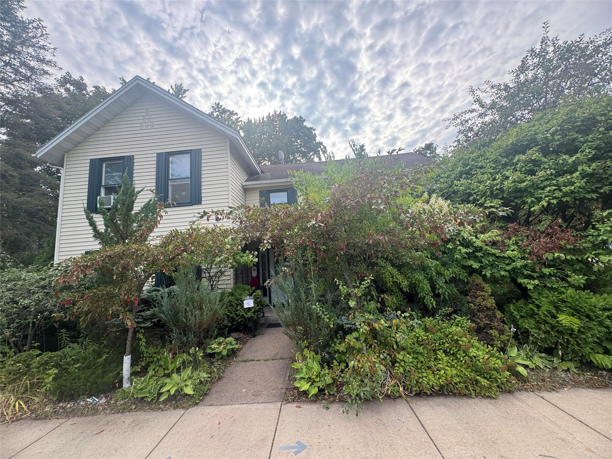 Photo of 722 Superior Street, Chippewa Falls, WI