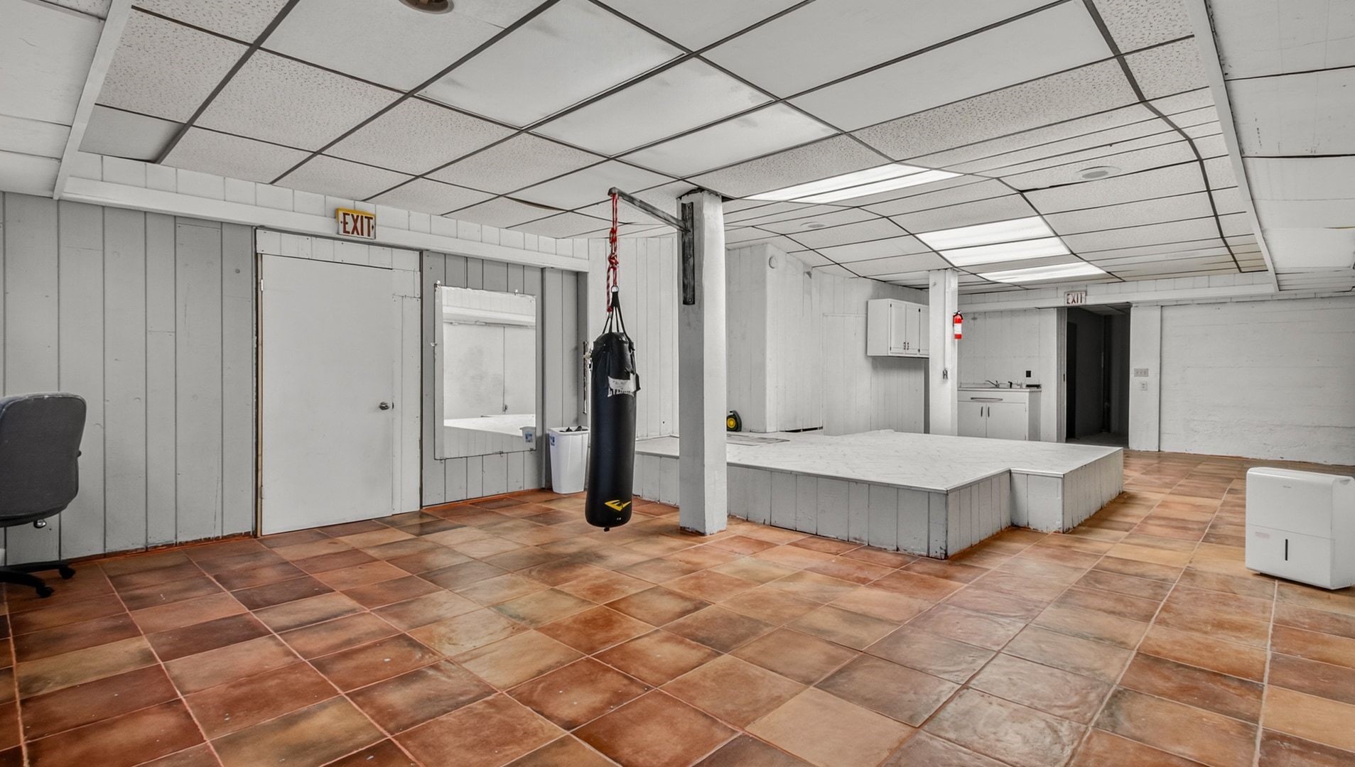 Property Photo #28