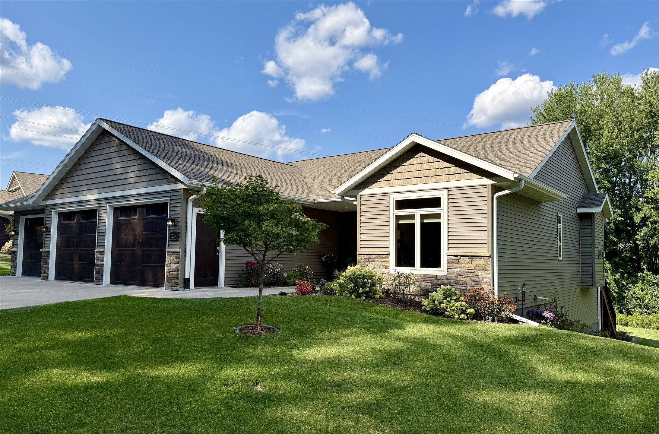 Photo of 2355 Mckinley Road