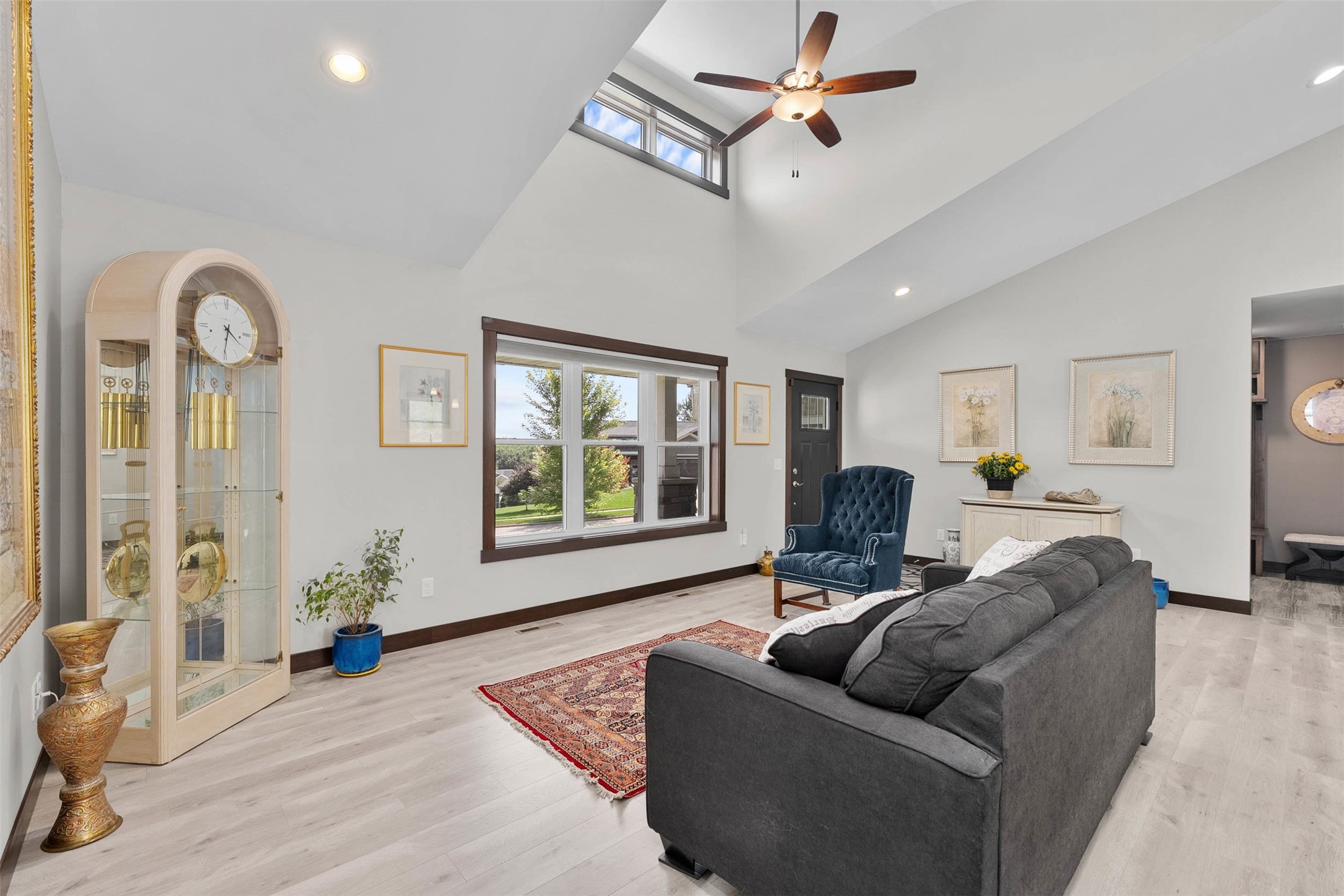 Thumbnail 14