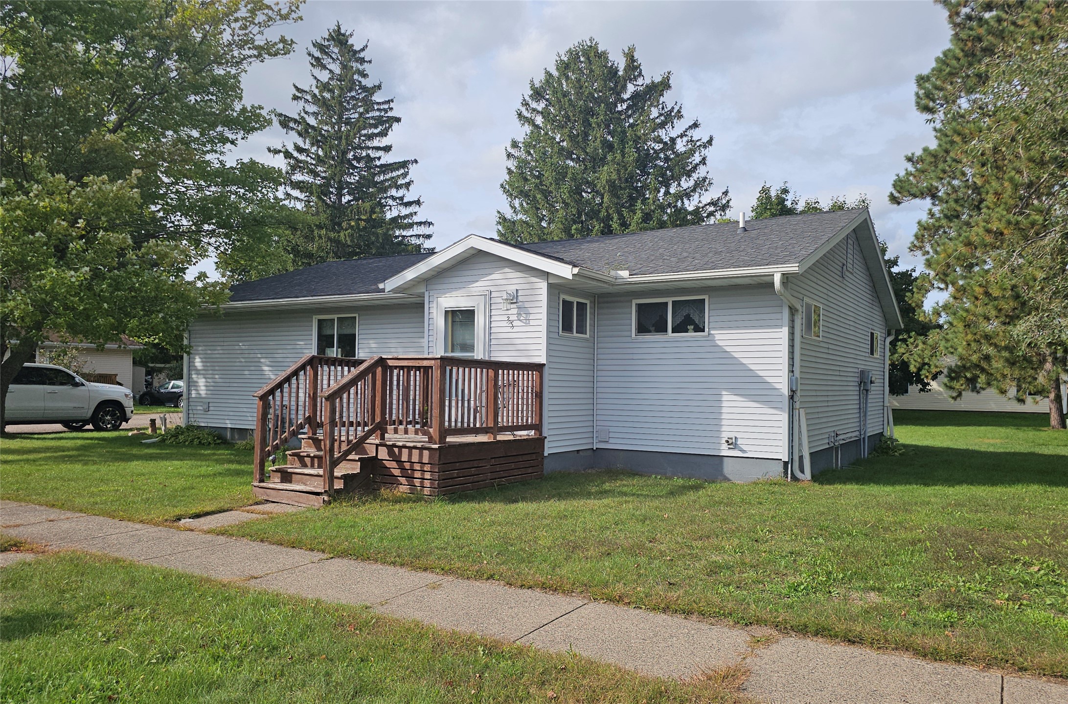 Photo of 35 W Franklin Avenue, Barron, WI
