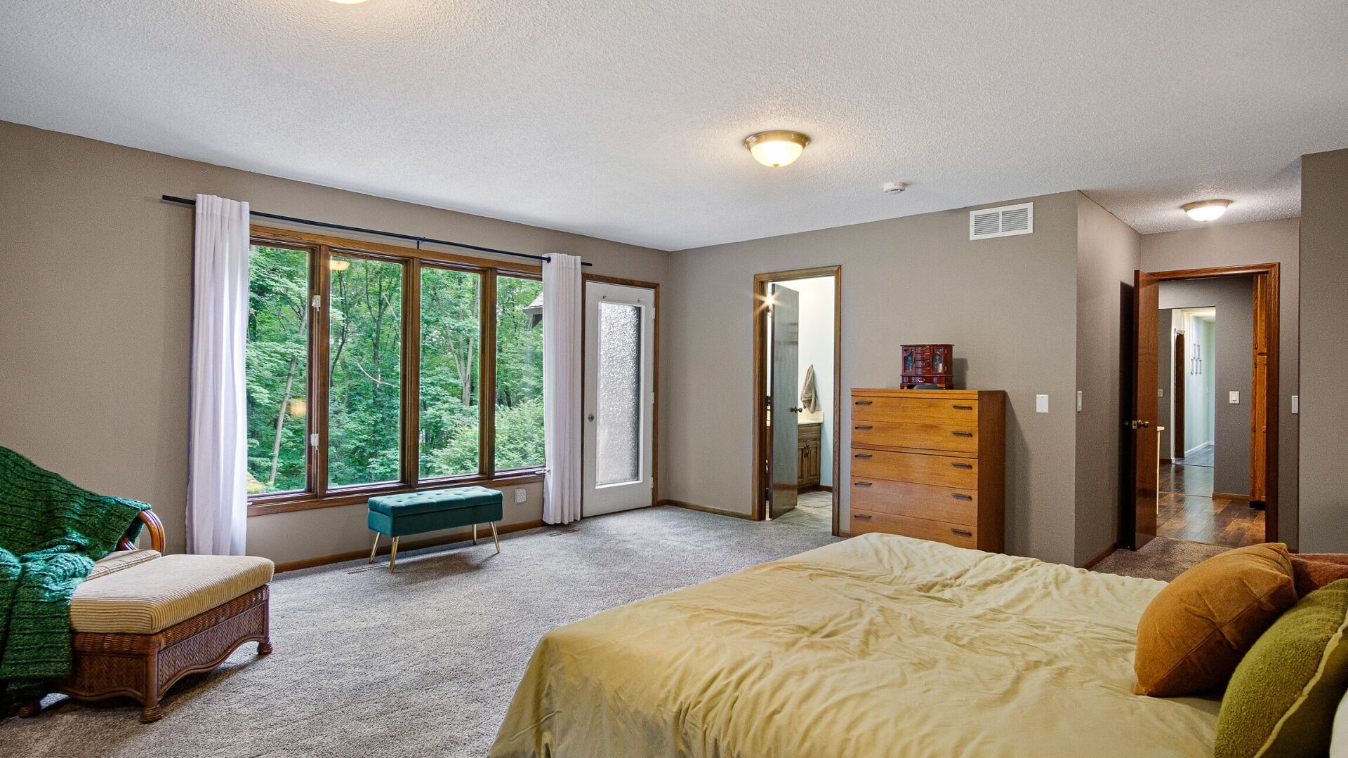 Property Photo #35