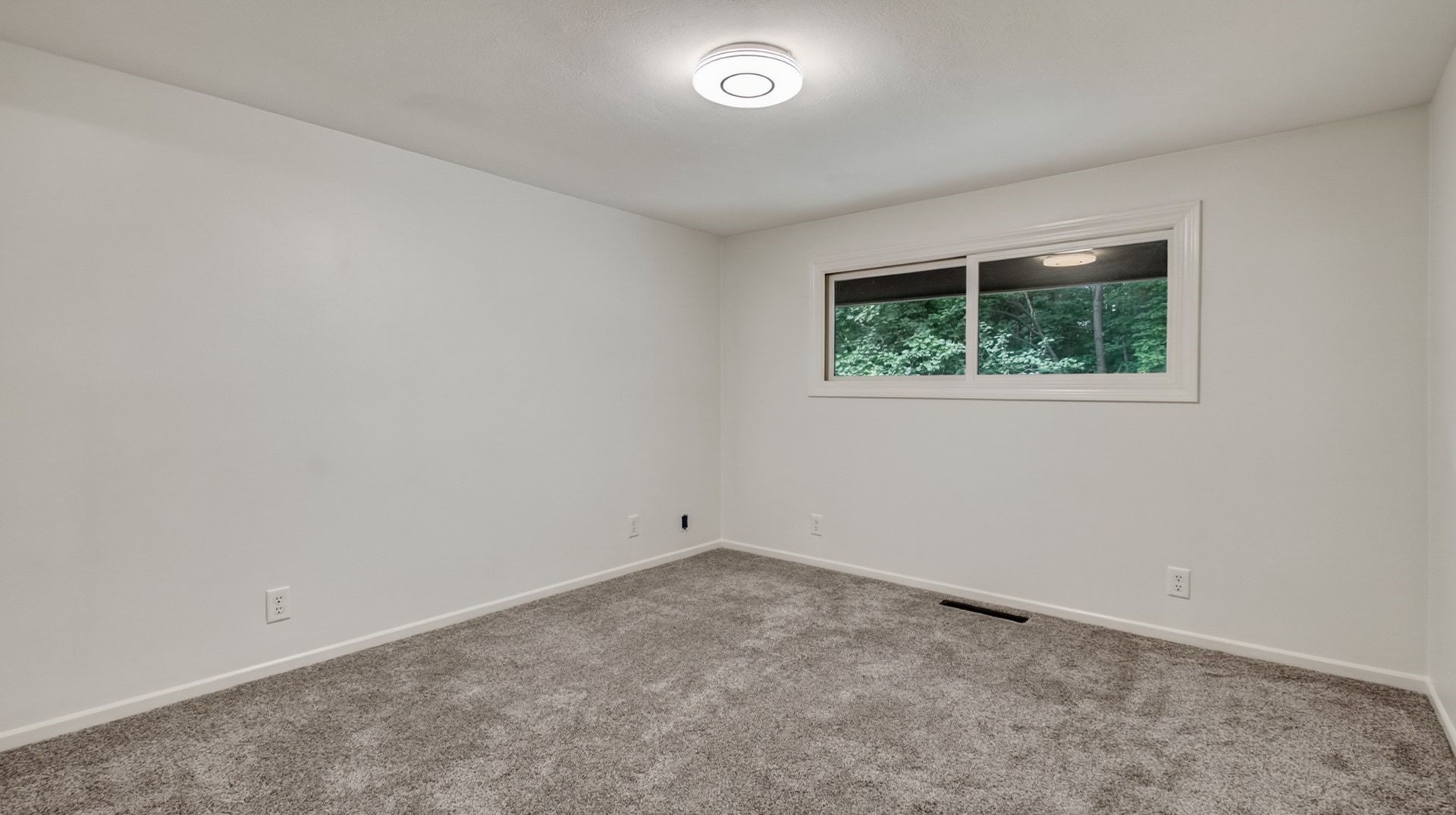 Property Photo #13