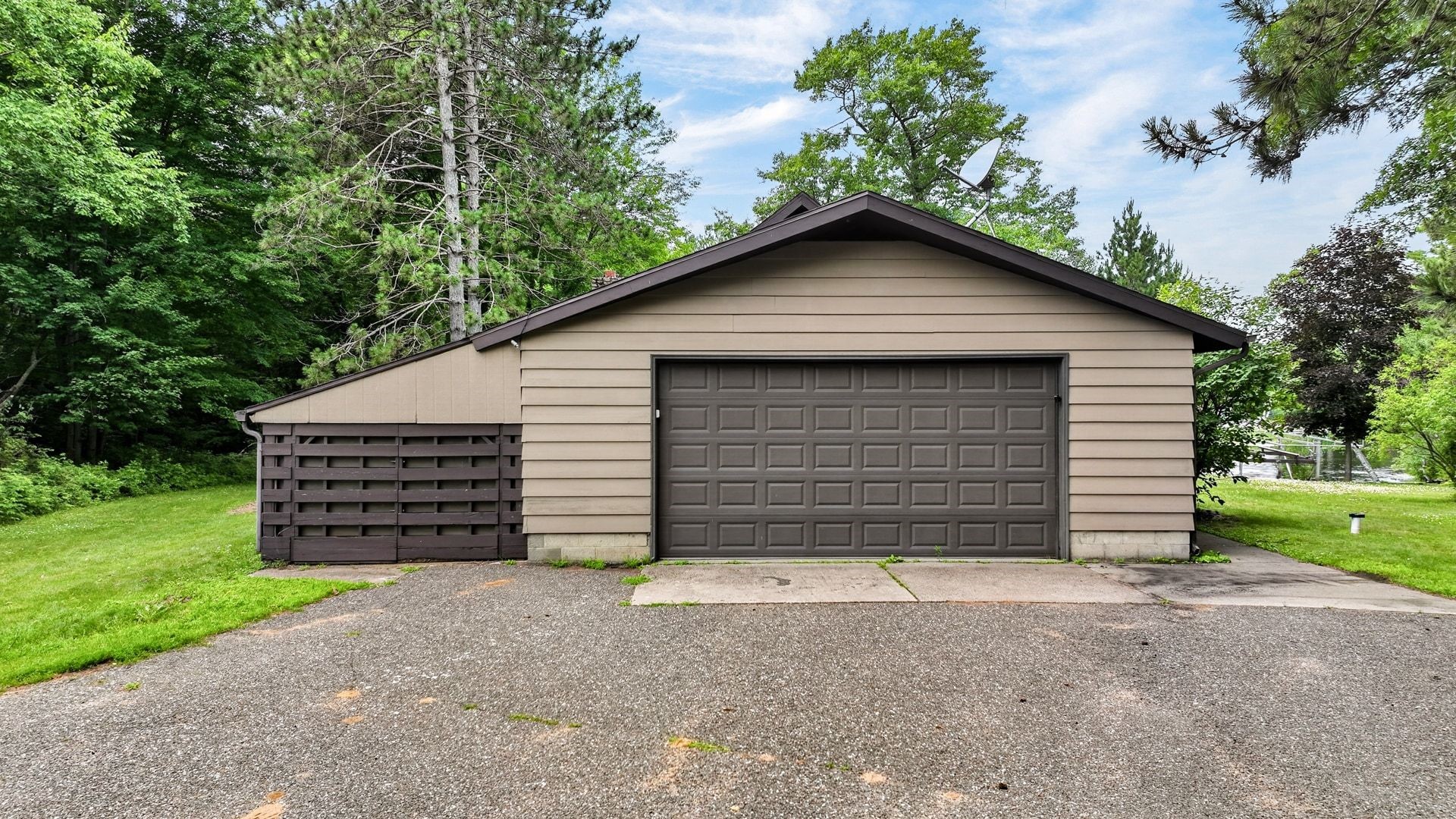 Property Photo #20