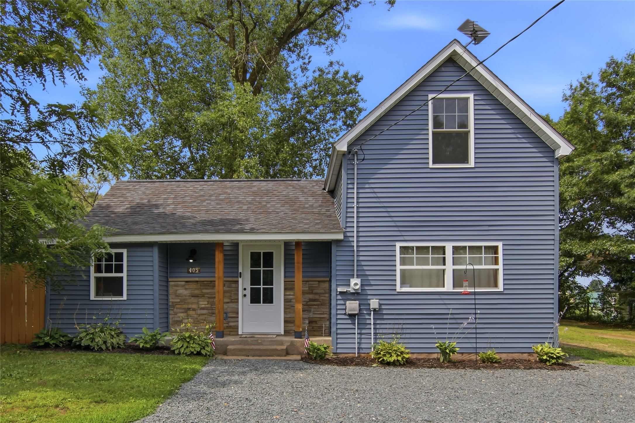 Photo of 405 2nd Avenue W, Wheeler, WI