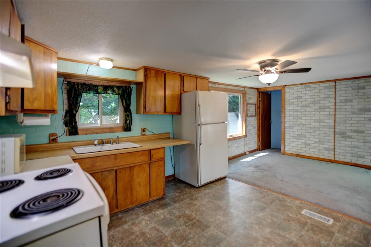 Mondovi - Residential photo 3 of 46