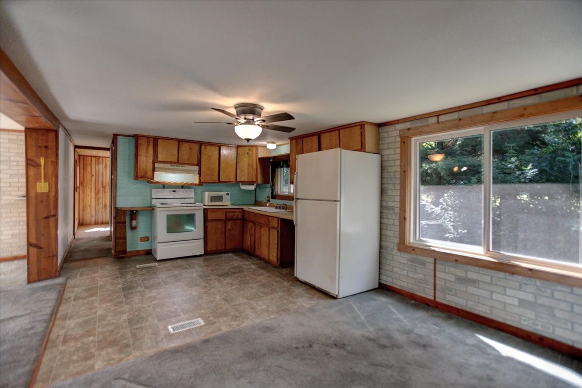 Mondovi - Residential photo 4 of 46