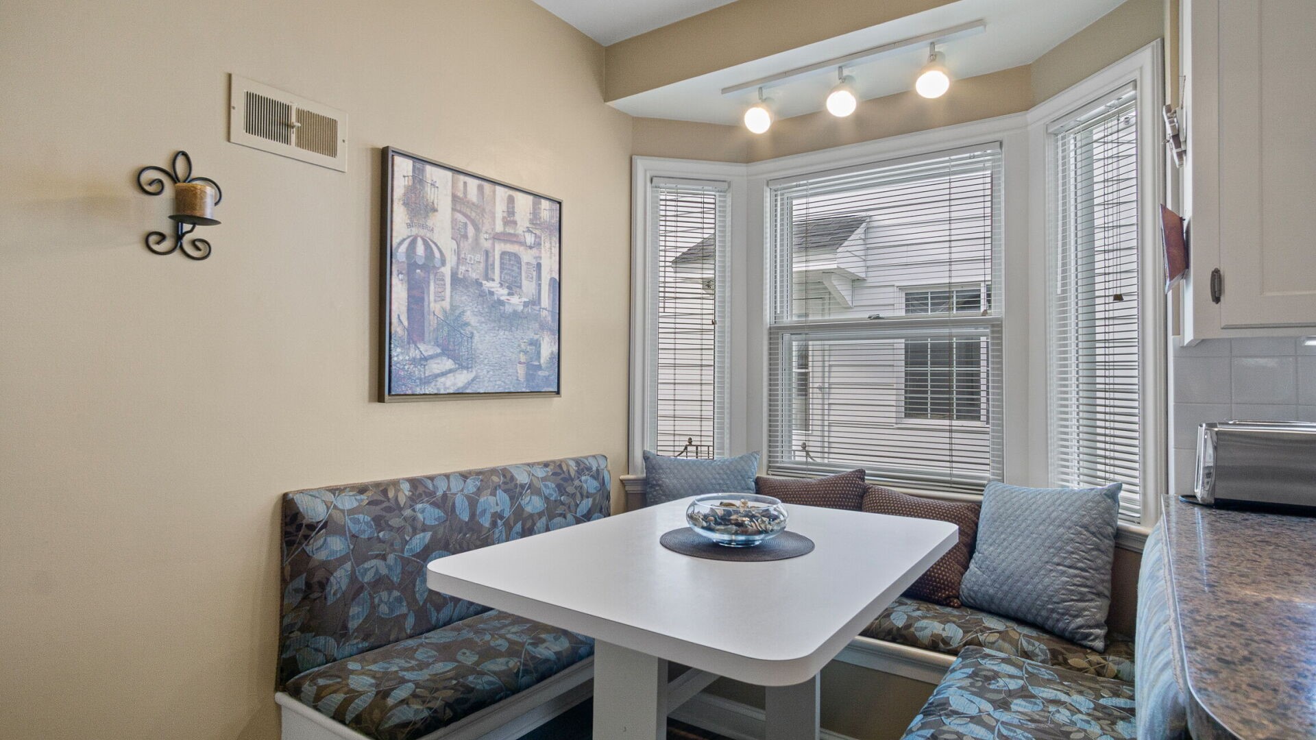 Property Photo #17