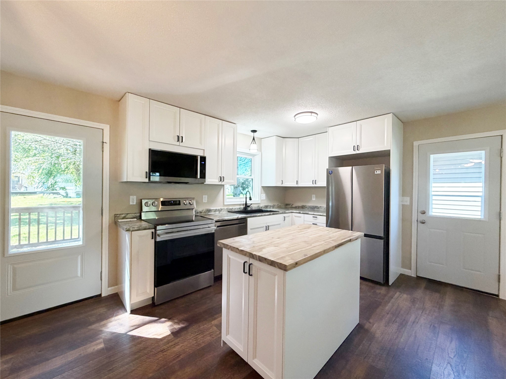 Rice Lake - Residential photo 2 of 30