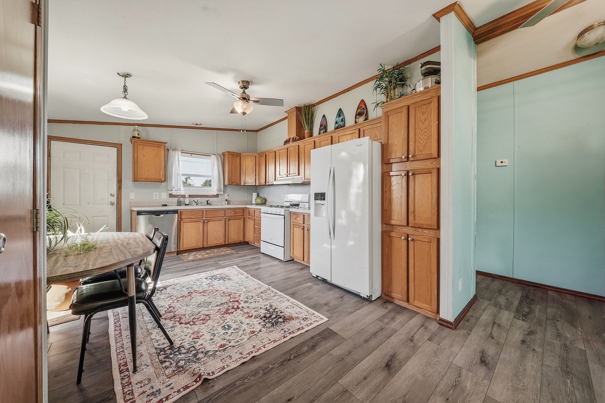 Photo 8