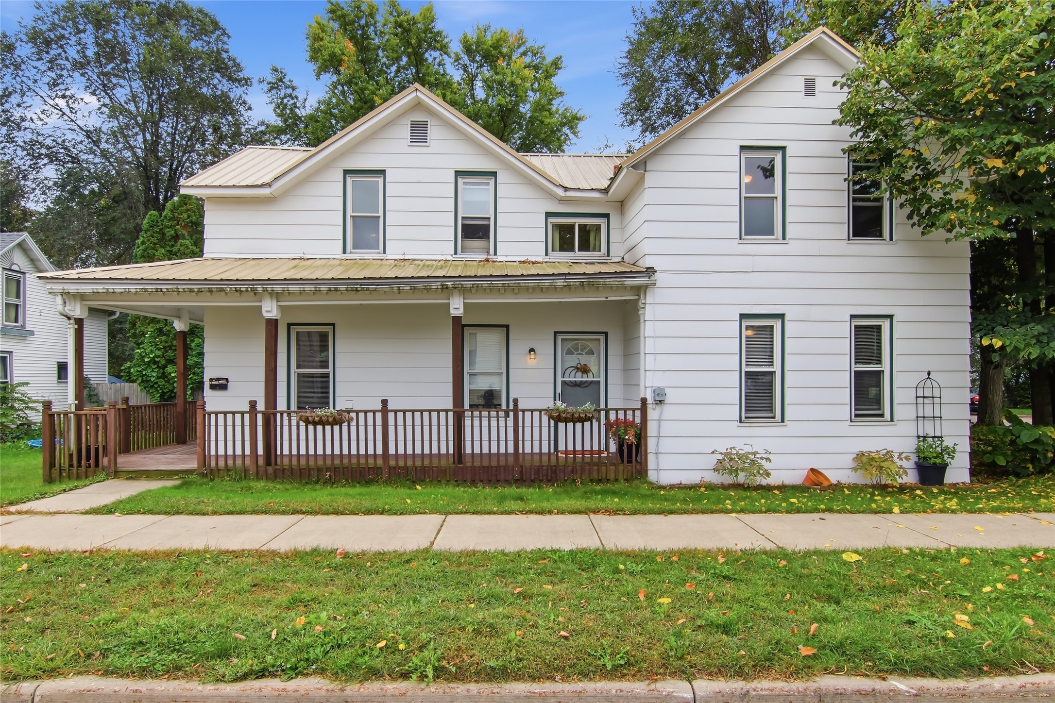 Photo of 465 W Spruce Street, Chippewa Falls, WI