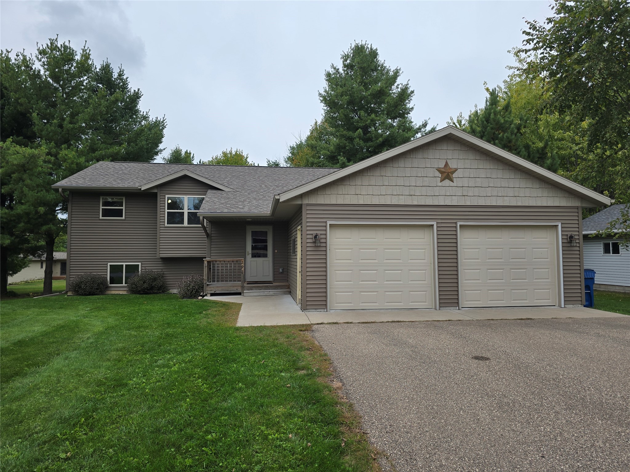 Cameron - Residential photo 2 of 37