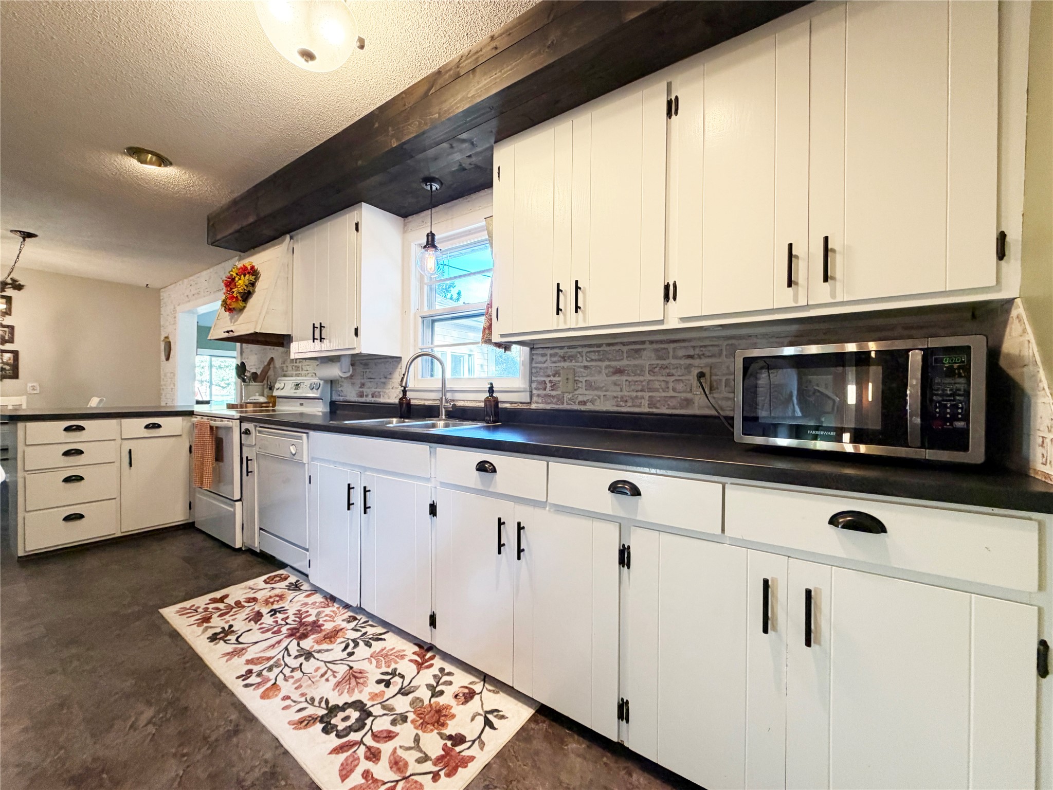 Rice Lake - Residential photo 6 of 29