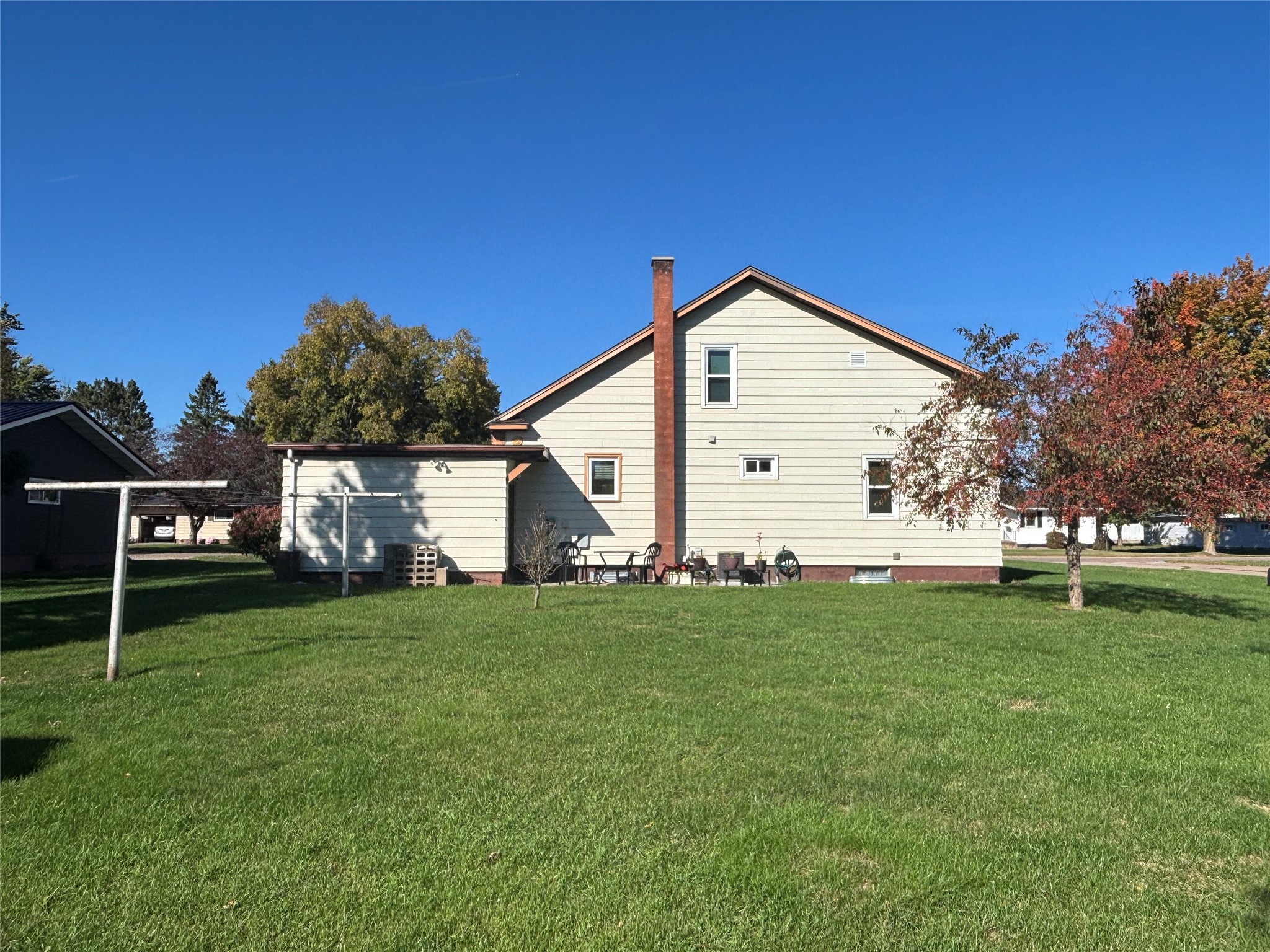 Bloomer - Residential photo 4 of 32