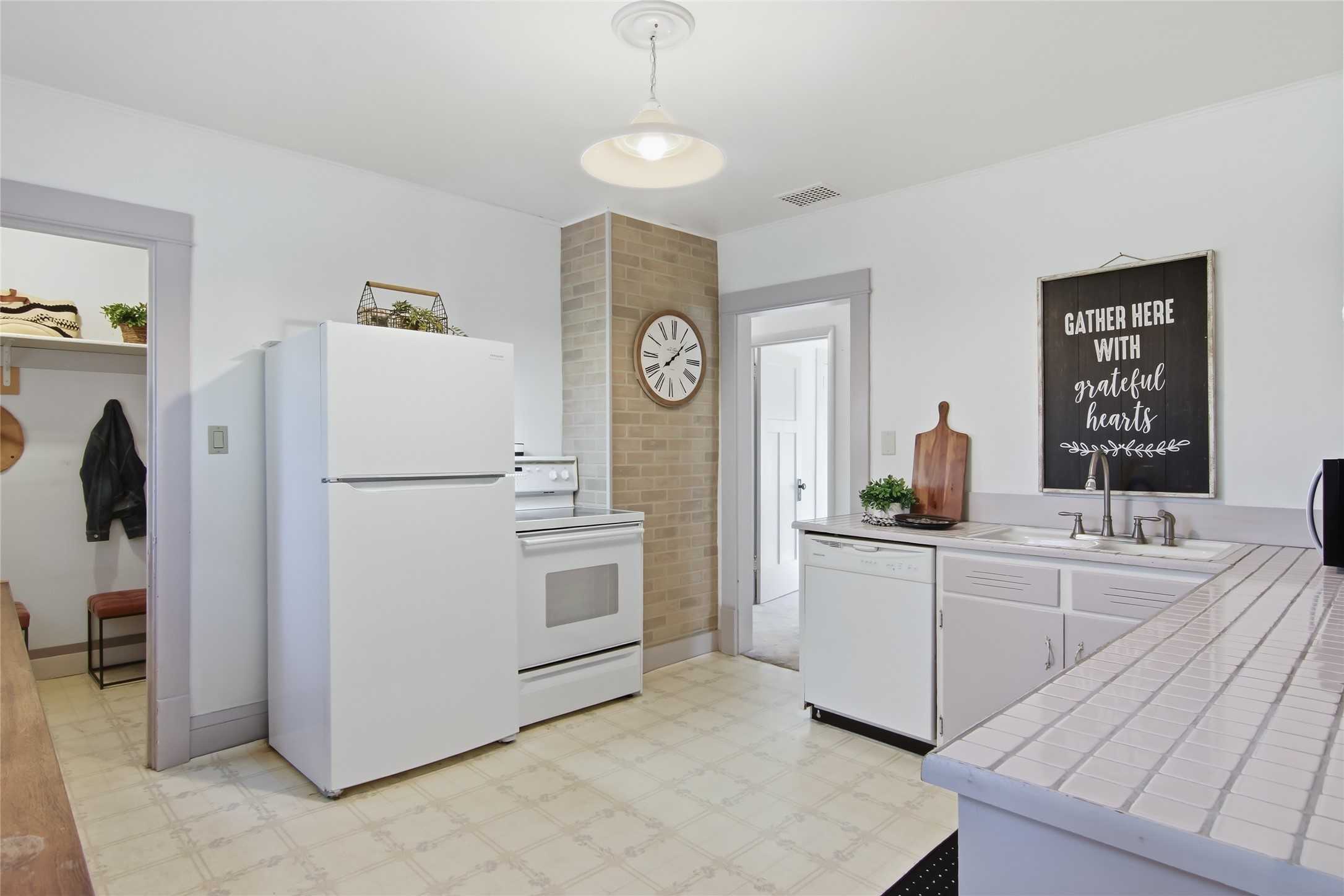 Property Photo #5