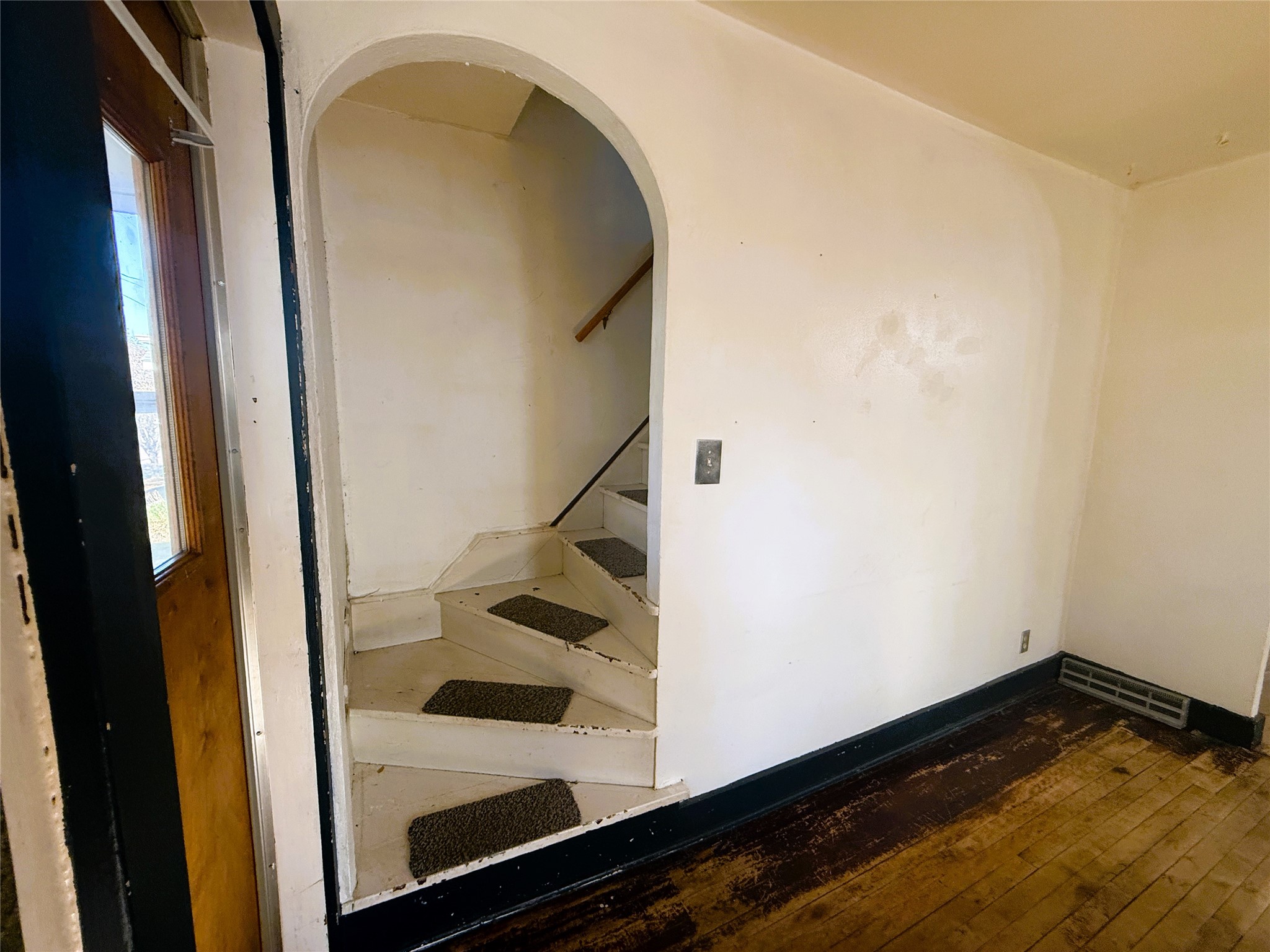 Property Photo #10