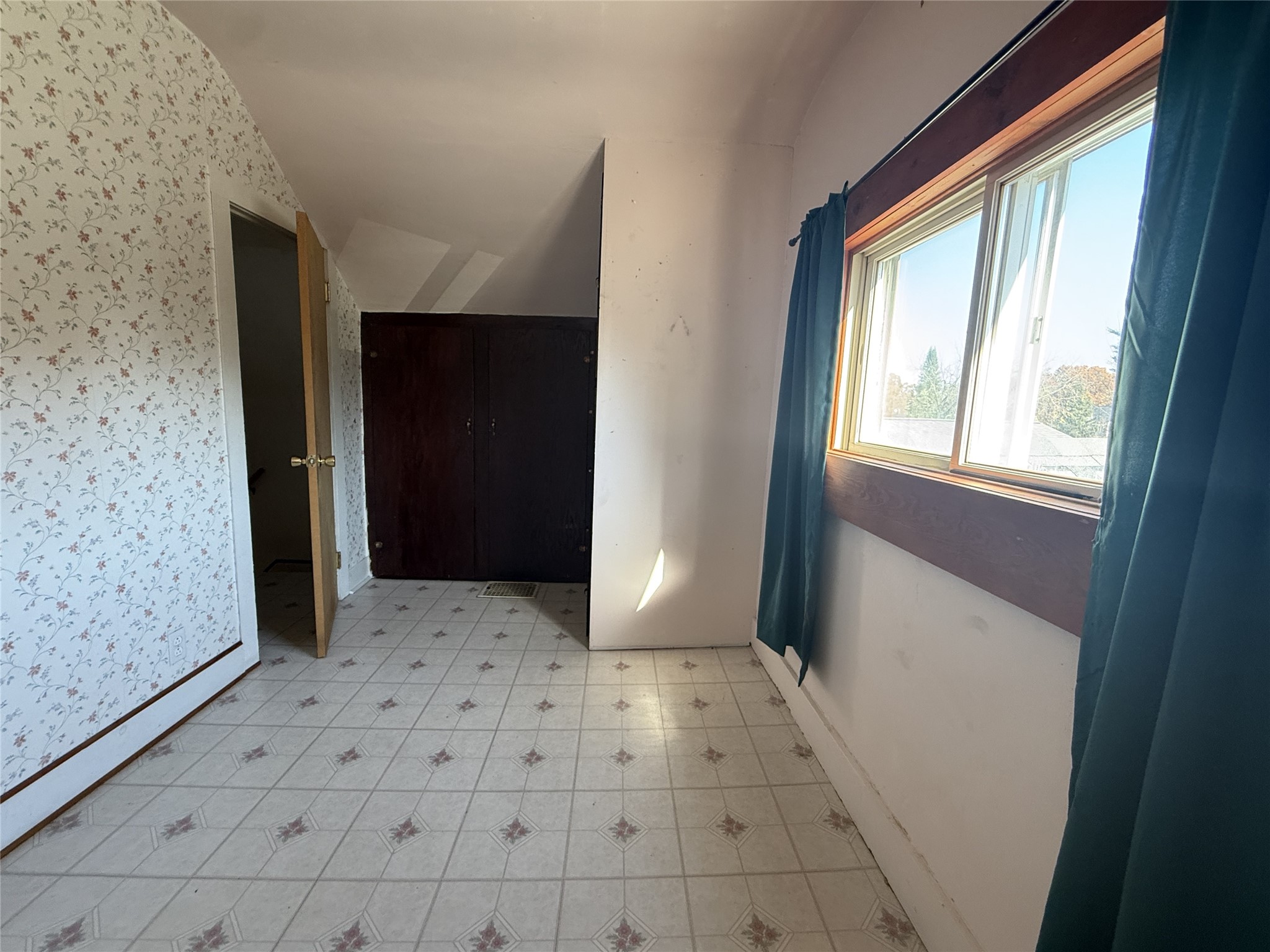 Property Photo #15