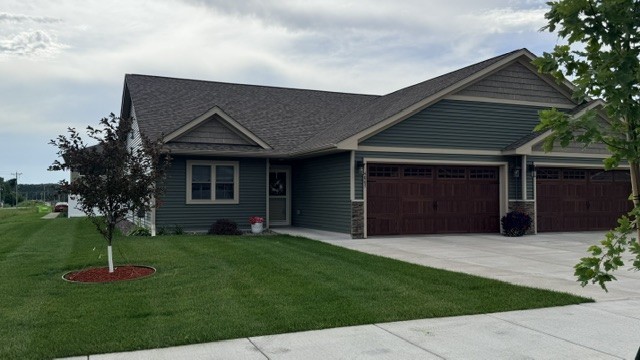 Photo of 4867 Field Crest Lane
